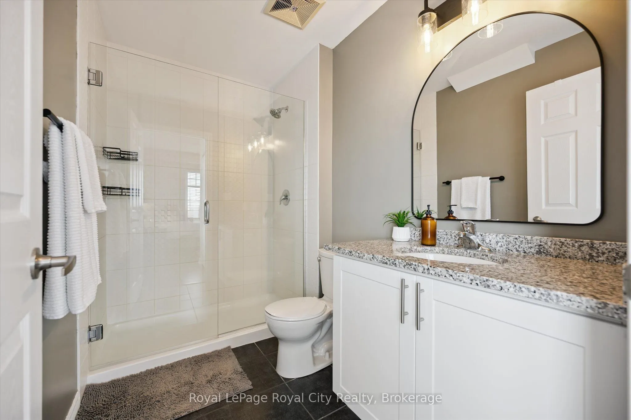 2 Colonial Drive, #403