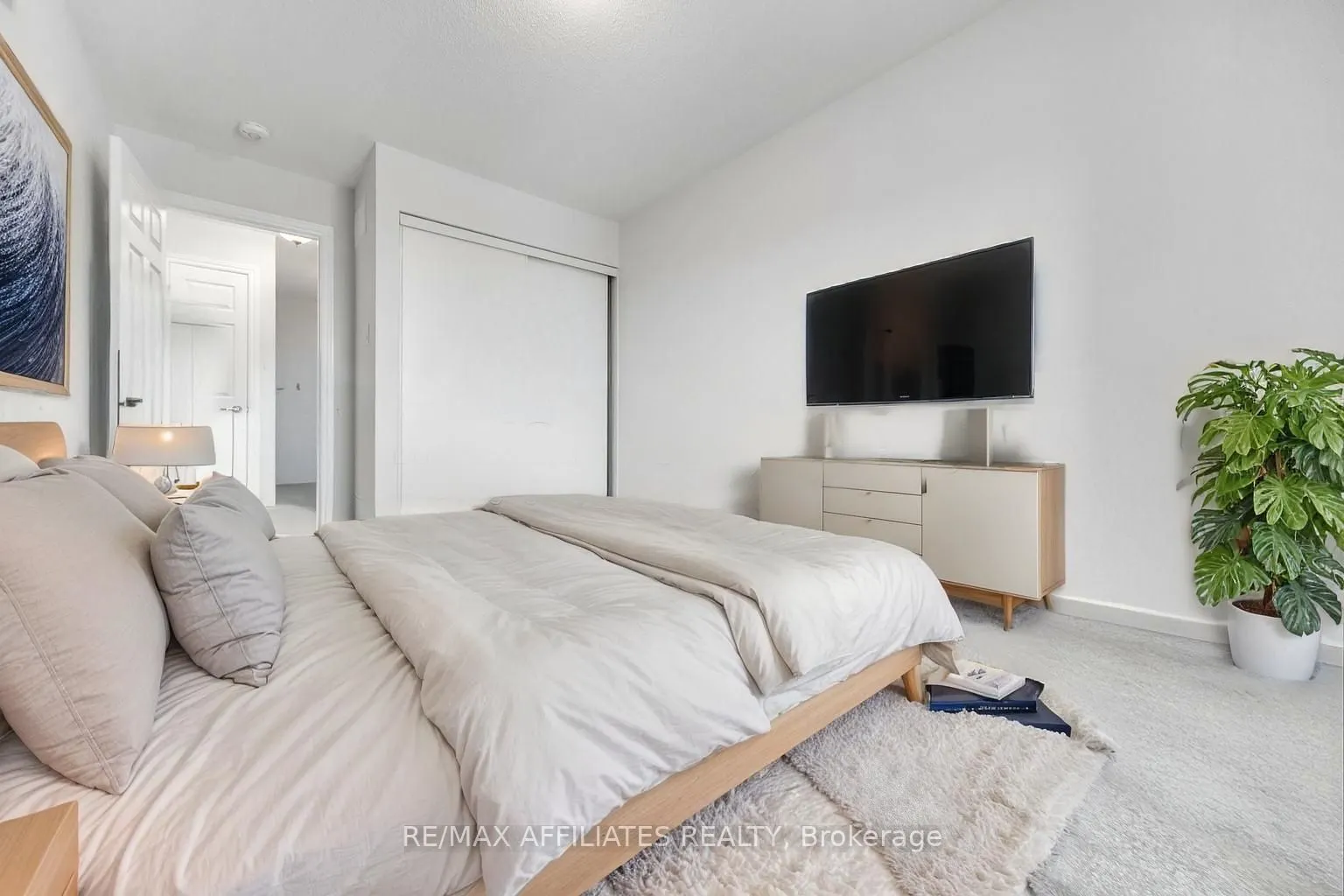 388 Aphelion Crescent