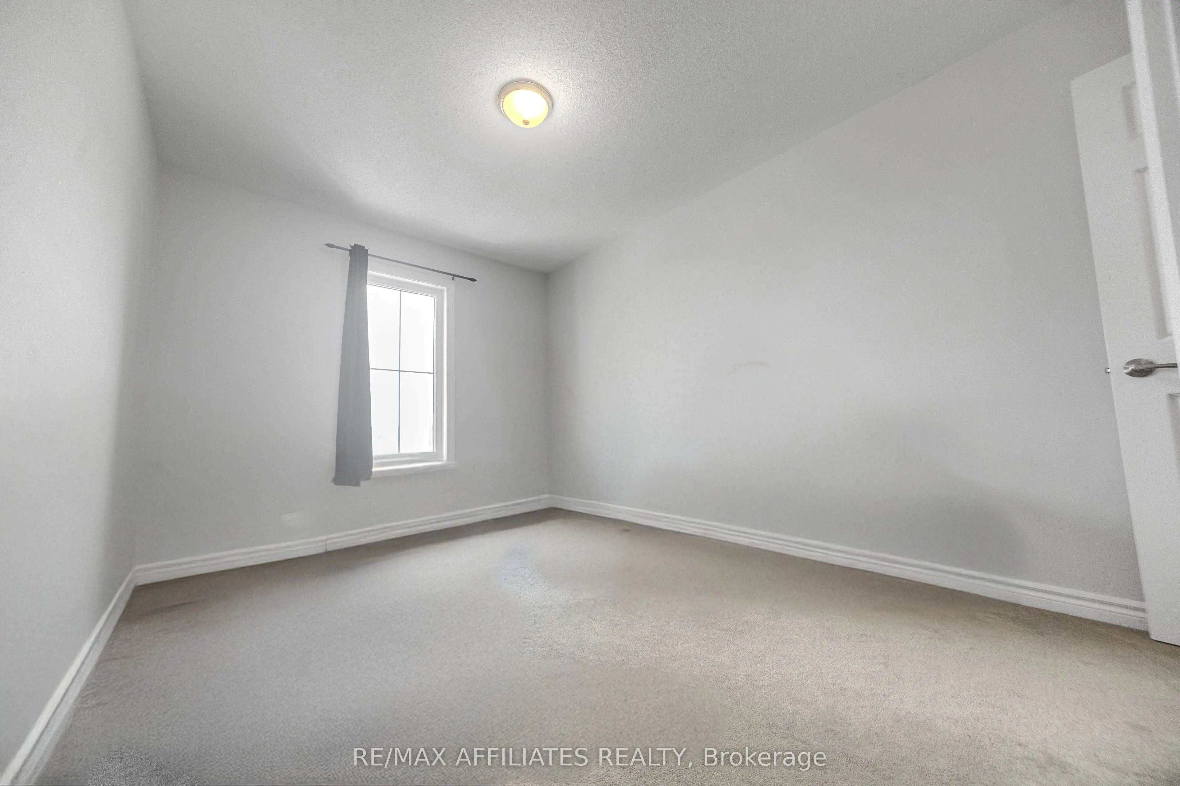 388 Aphelion Crescent
