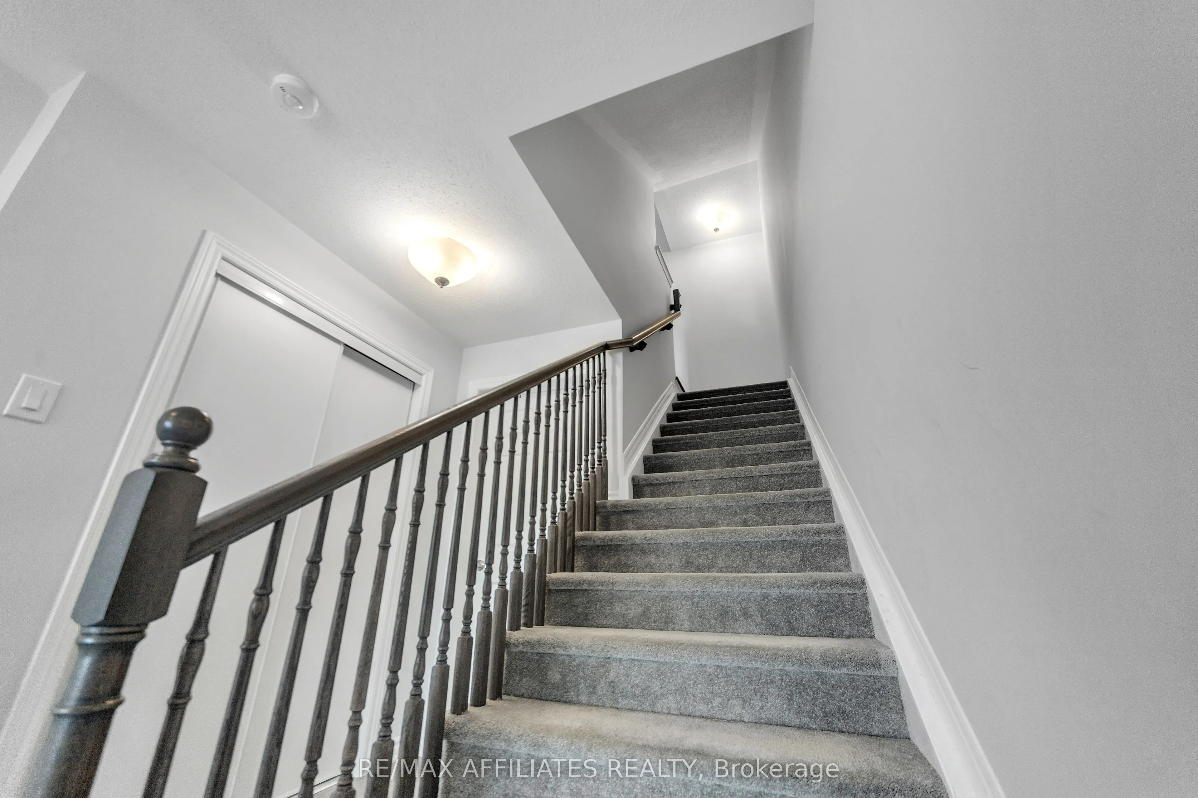 388 Aphelion Crescent