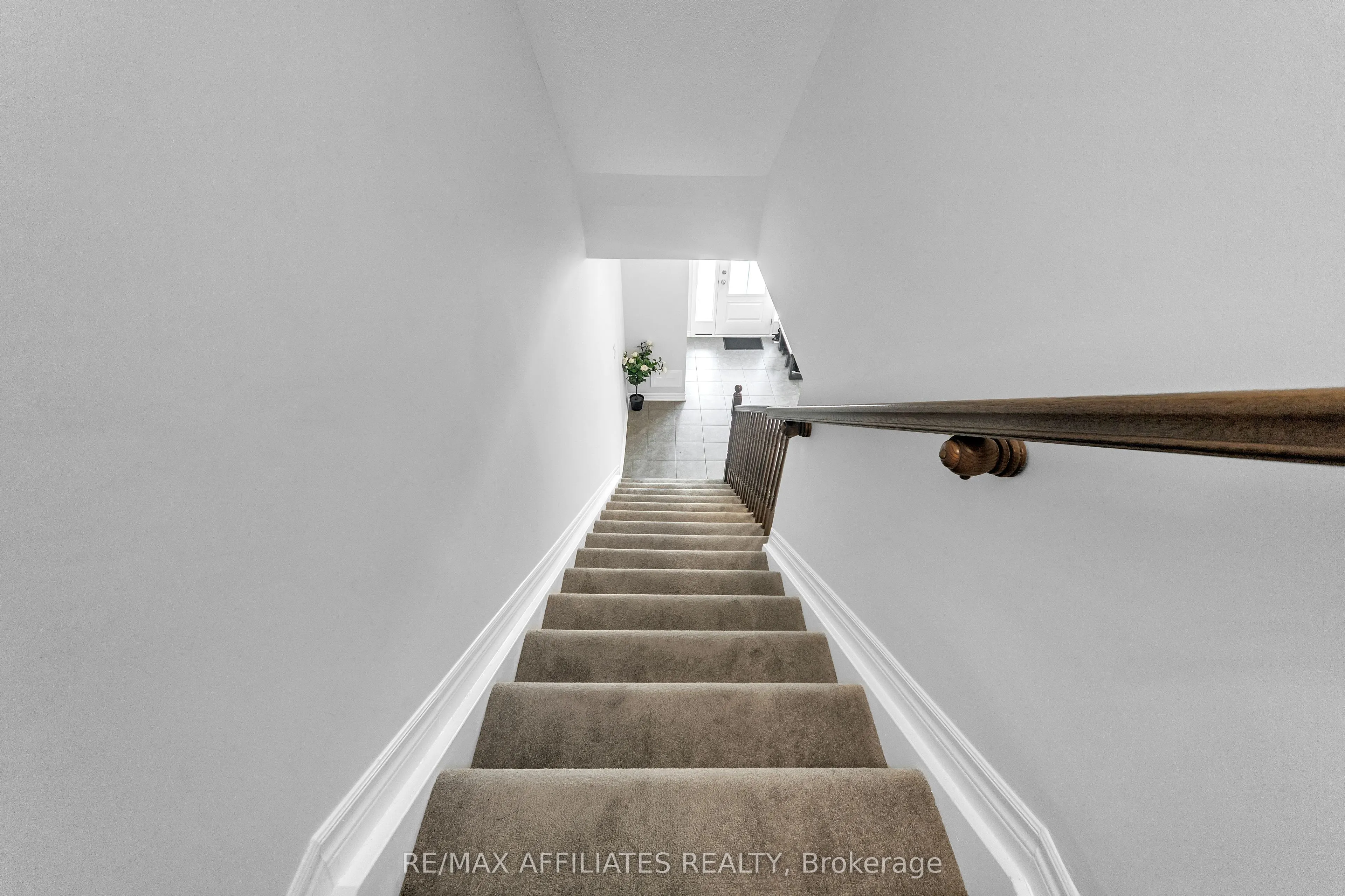 388 Aphelion Crescent