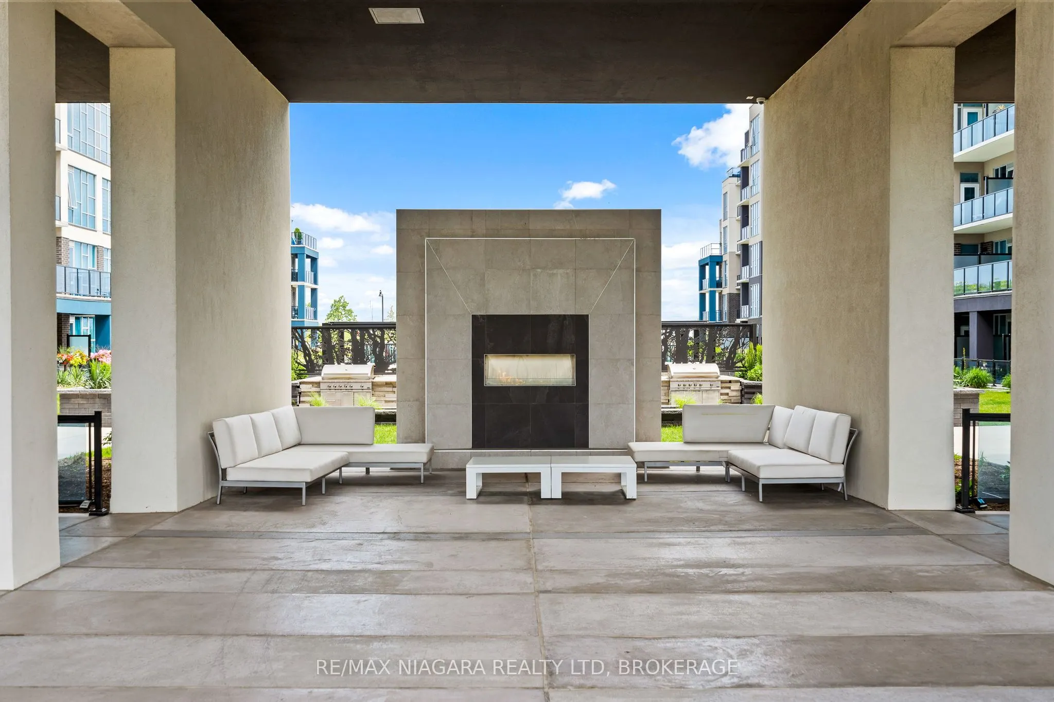 16 Concord Place, #416