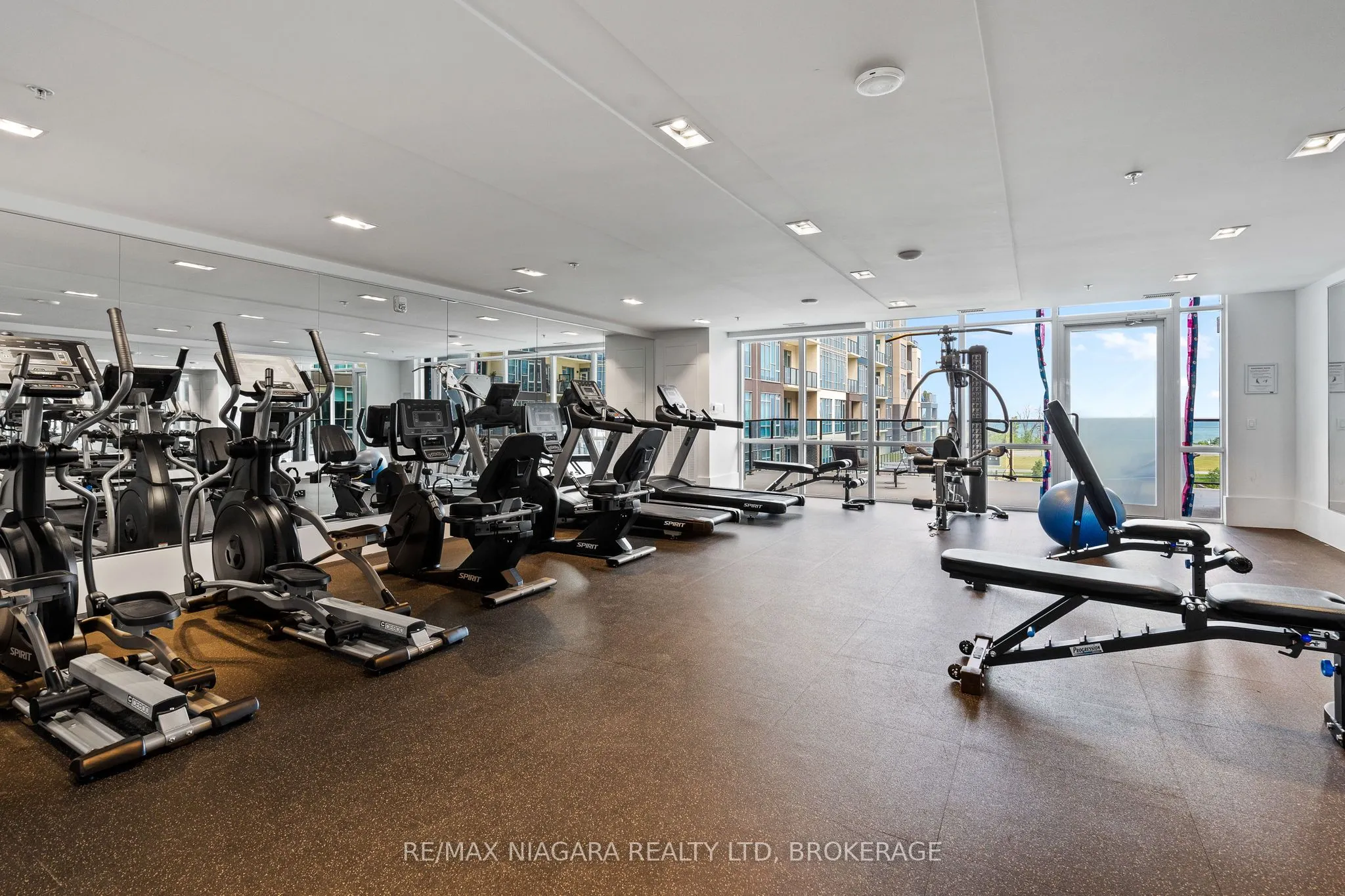 16 Concord Place, #416