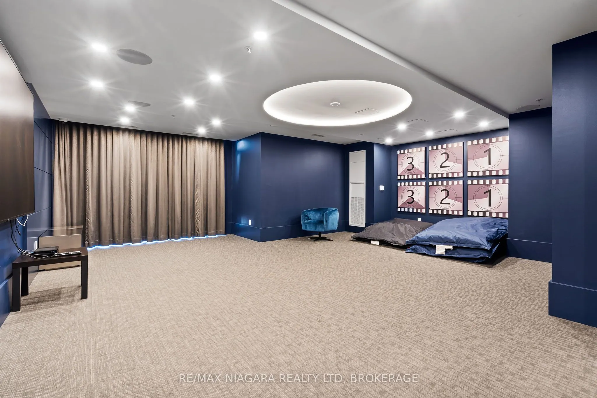 16 Concord Place, #416