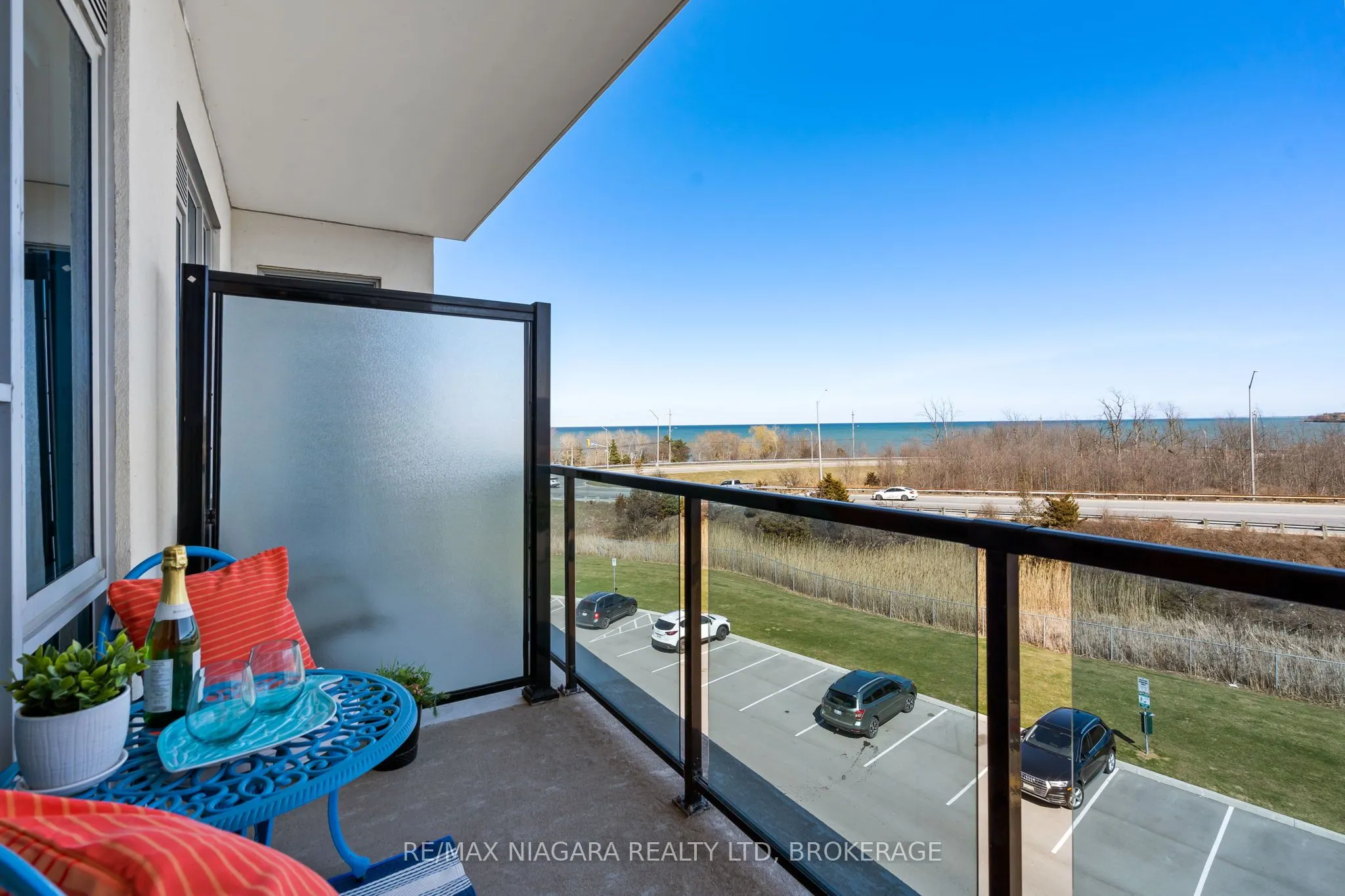 16 Concord Place, #416
