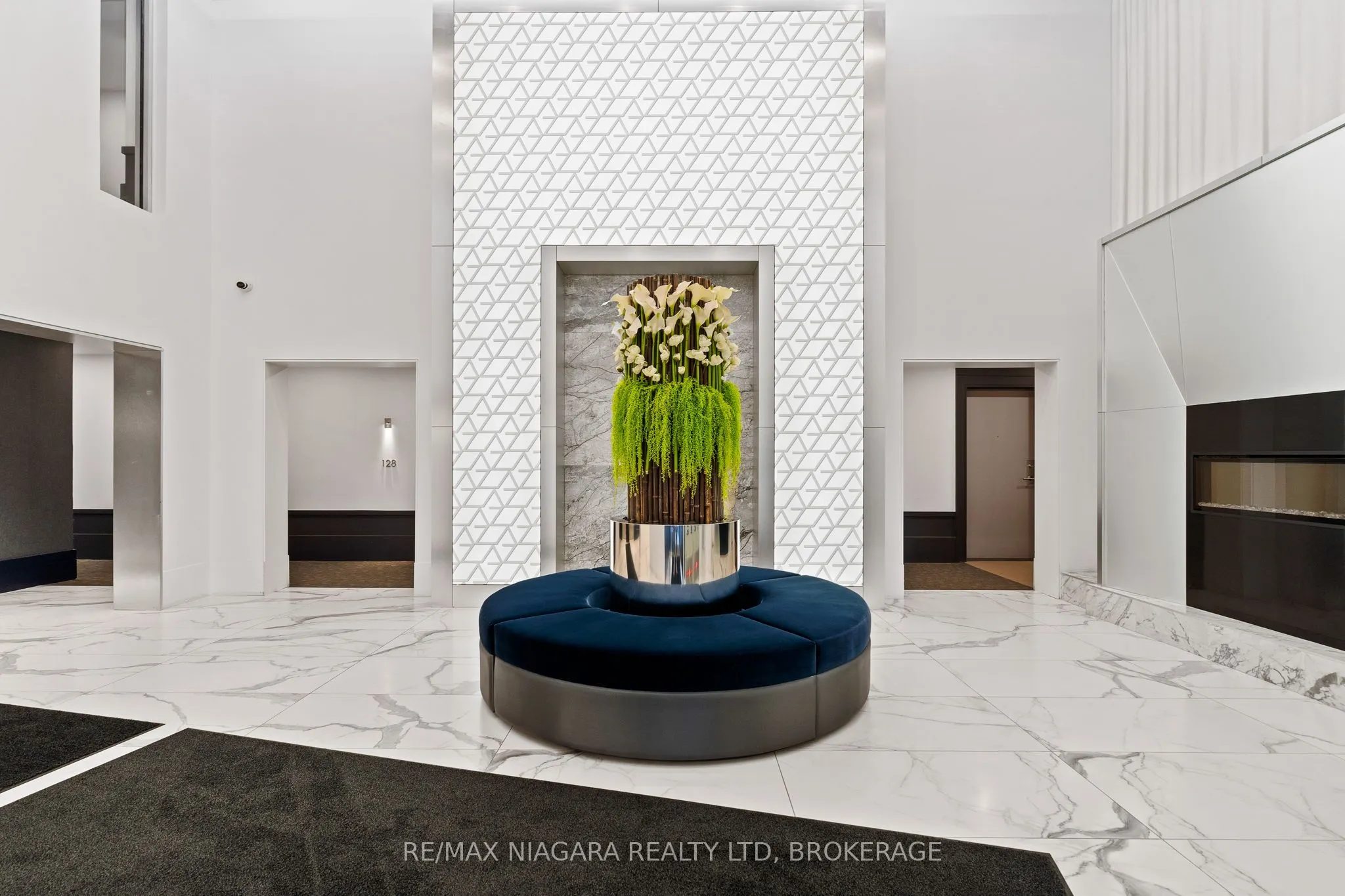 16 Concord Place, #416