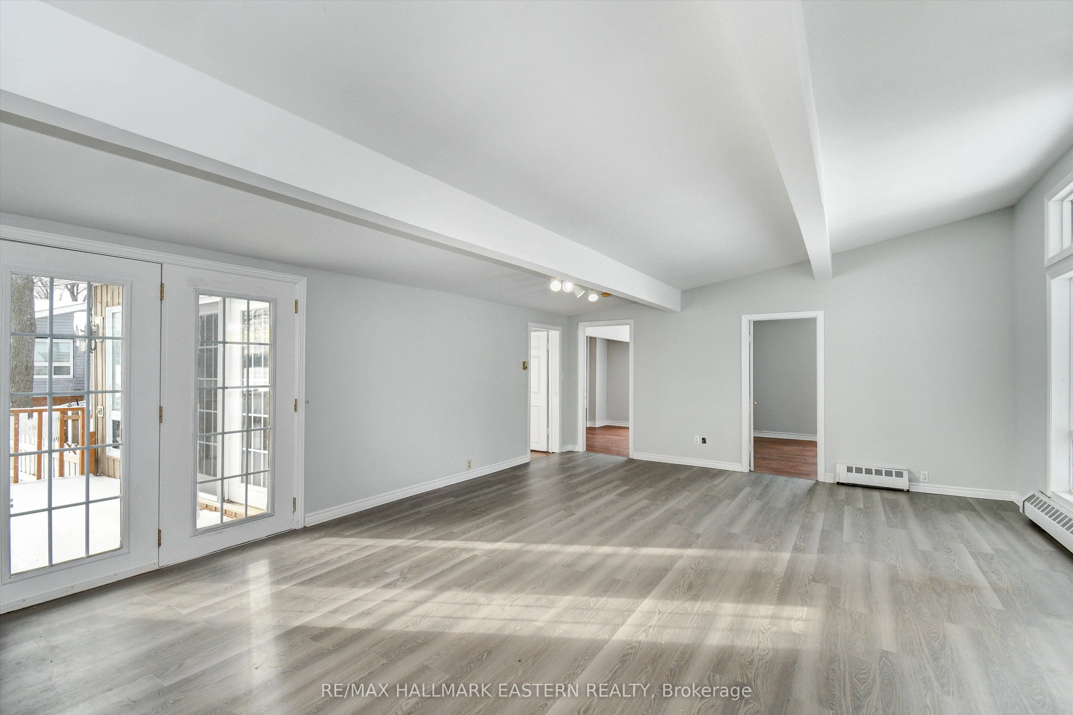 30 Edgewater Drive