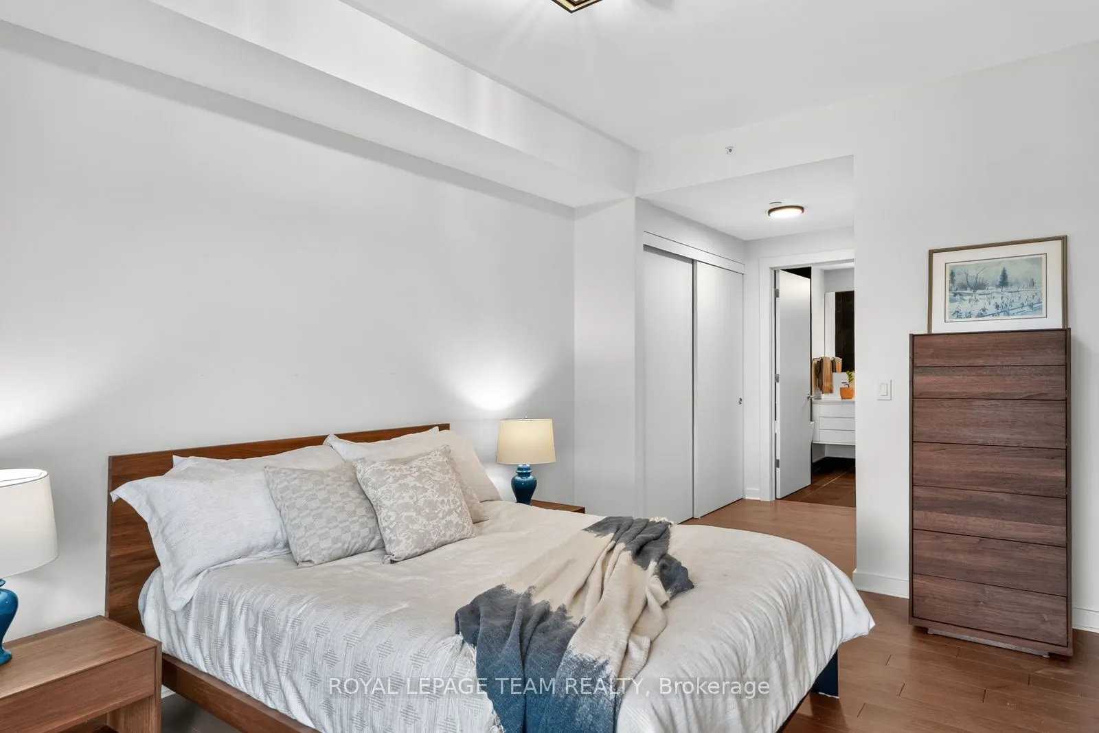 135 Barrette Street, #608