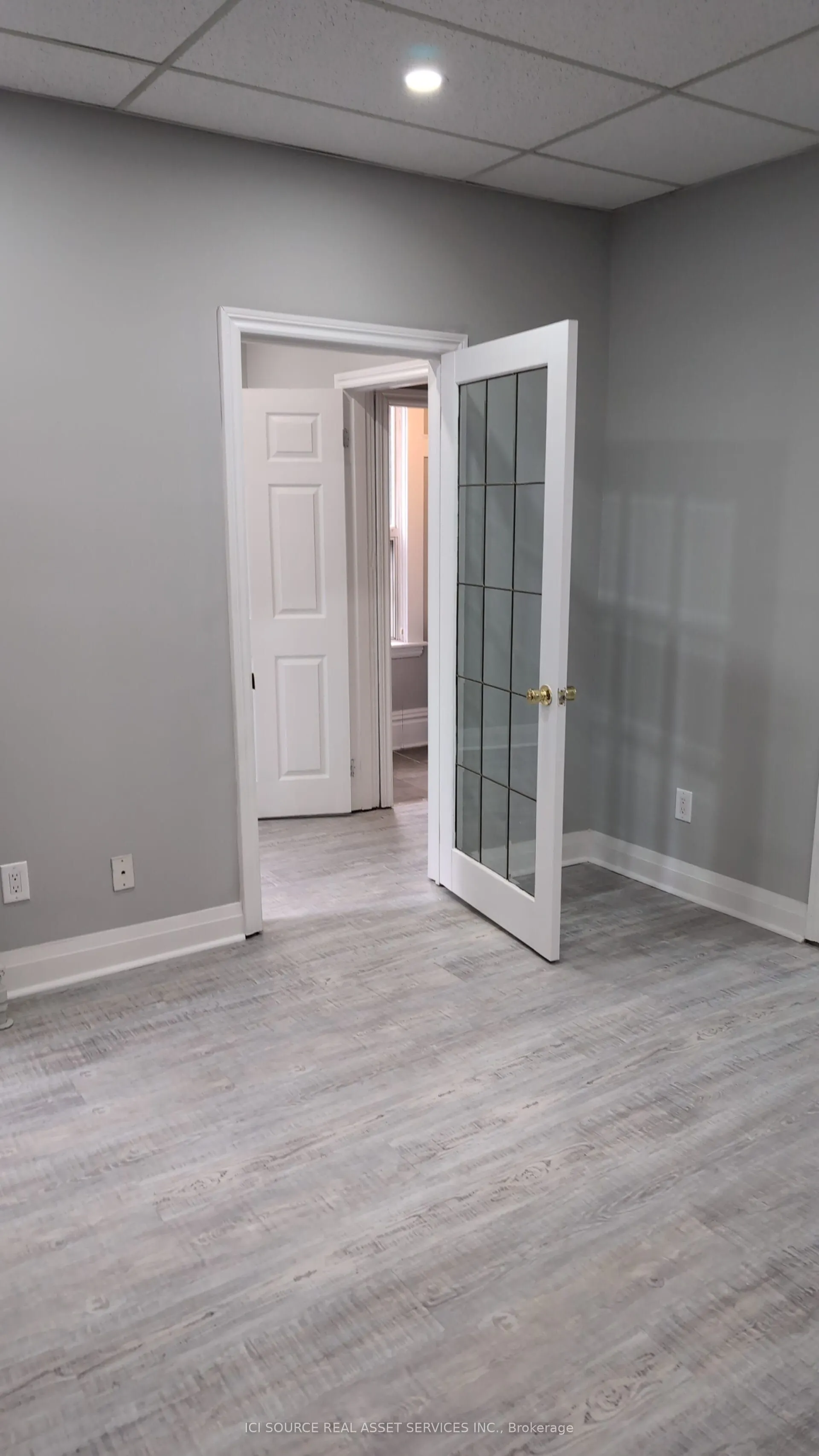 504 Main Street E, #Main Floor