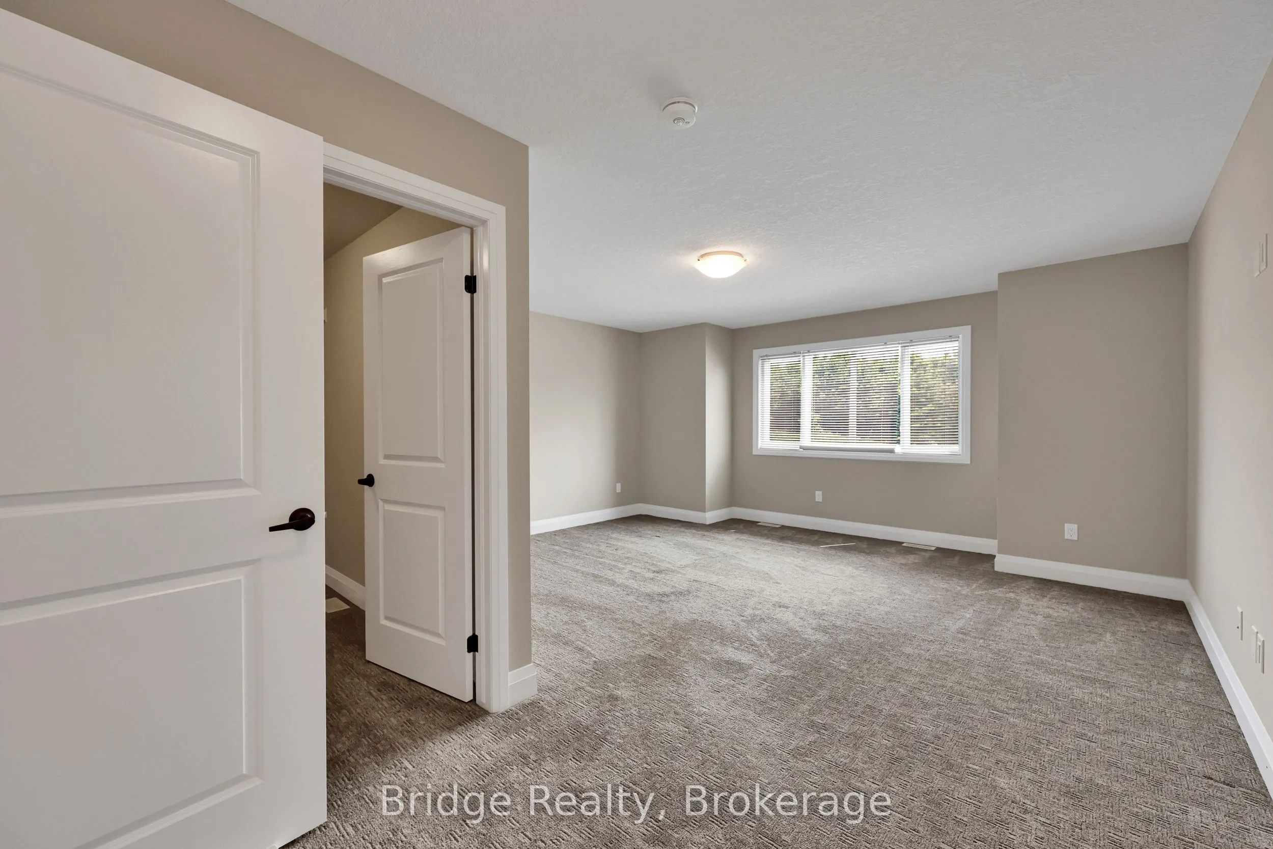 66 Cash Crescent