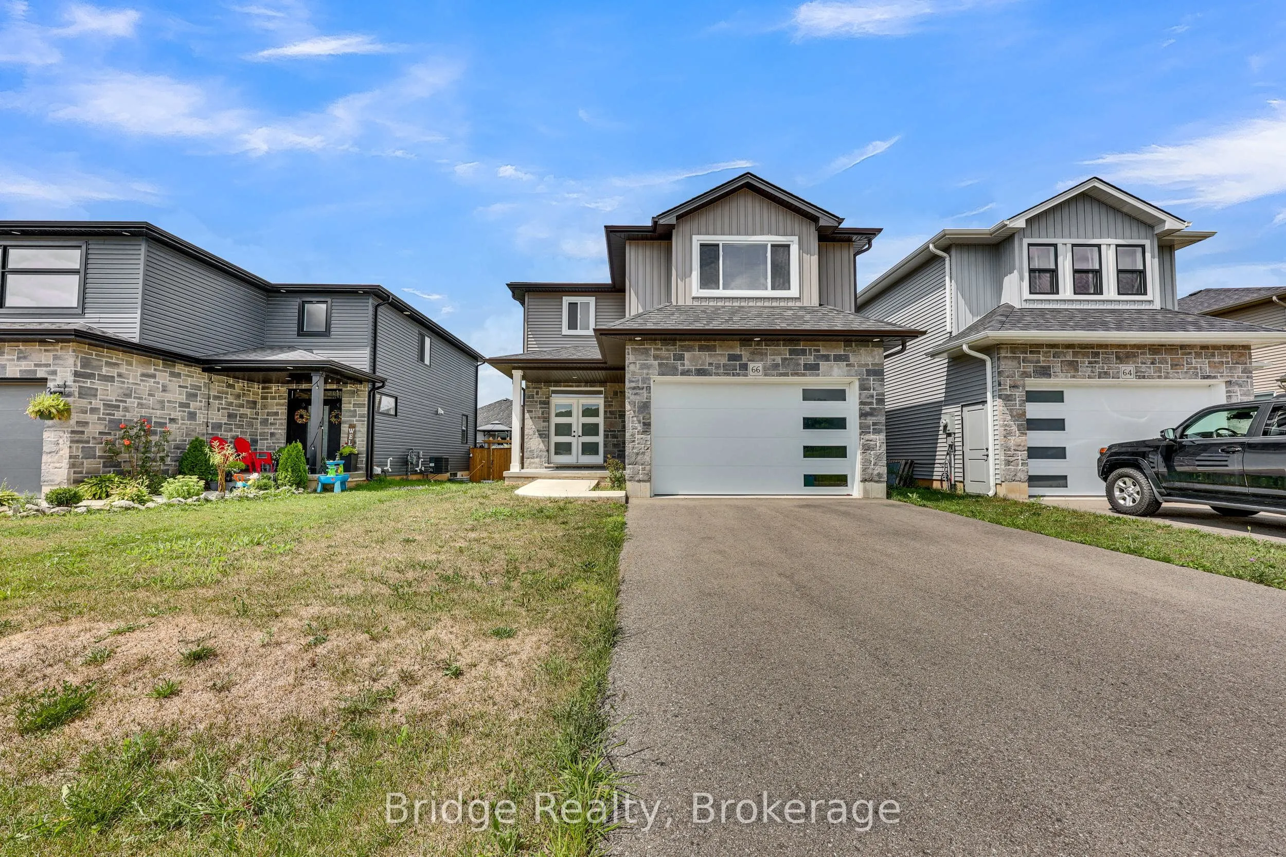 66 Cash Crescent