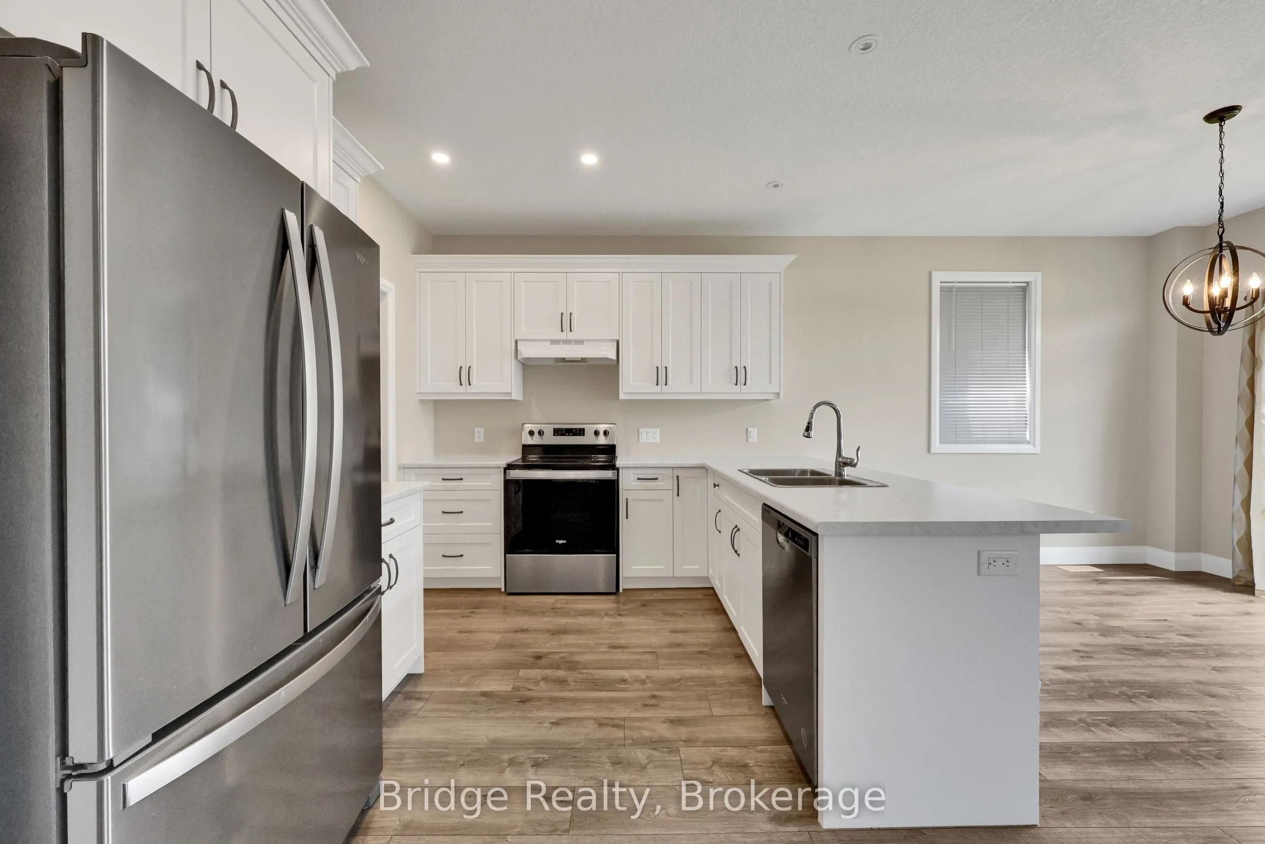66 Cash Crescent