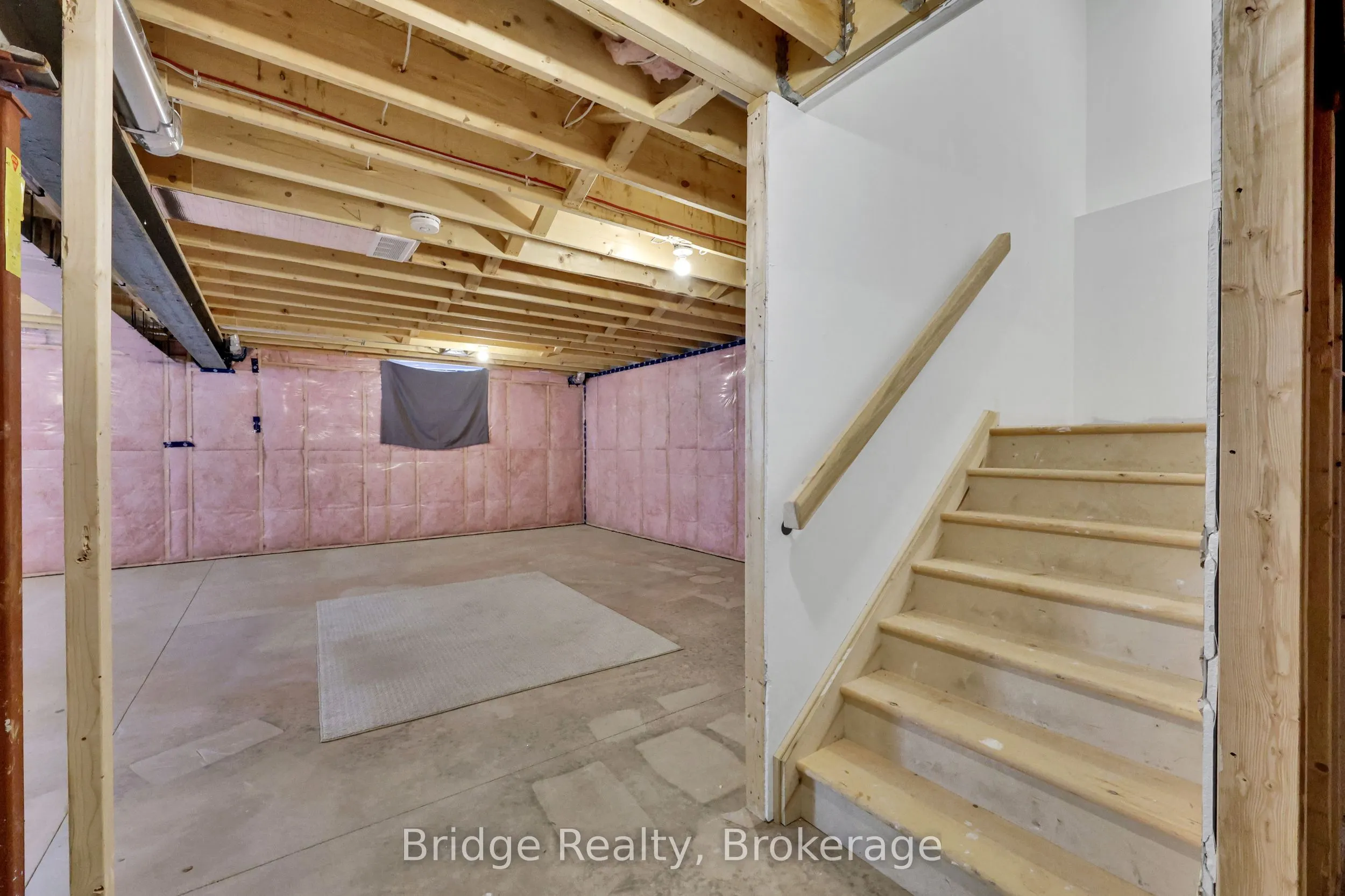 66 Cash Crescent