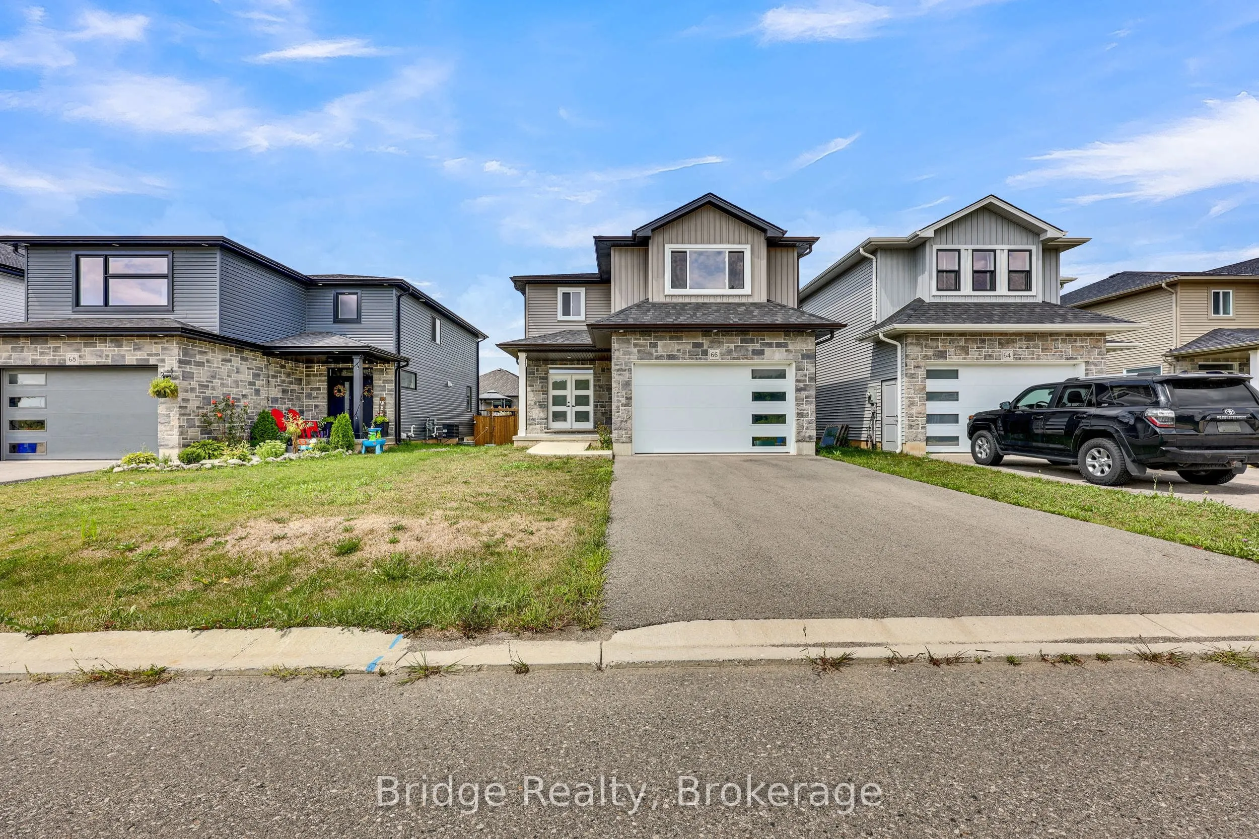 66 Cash Crescent