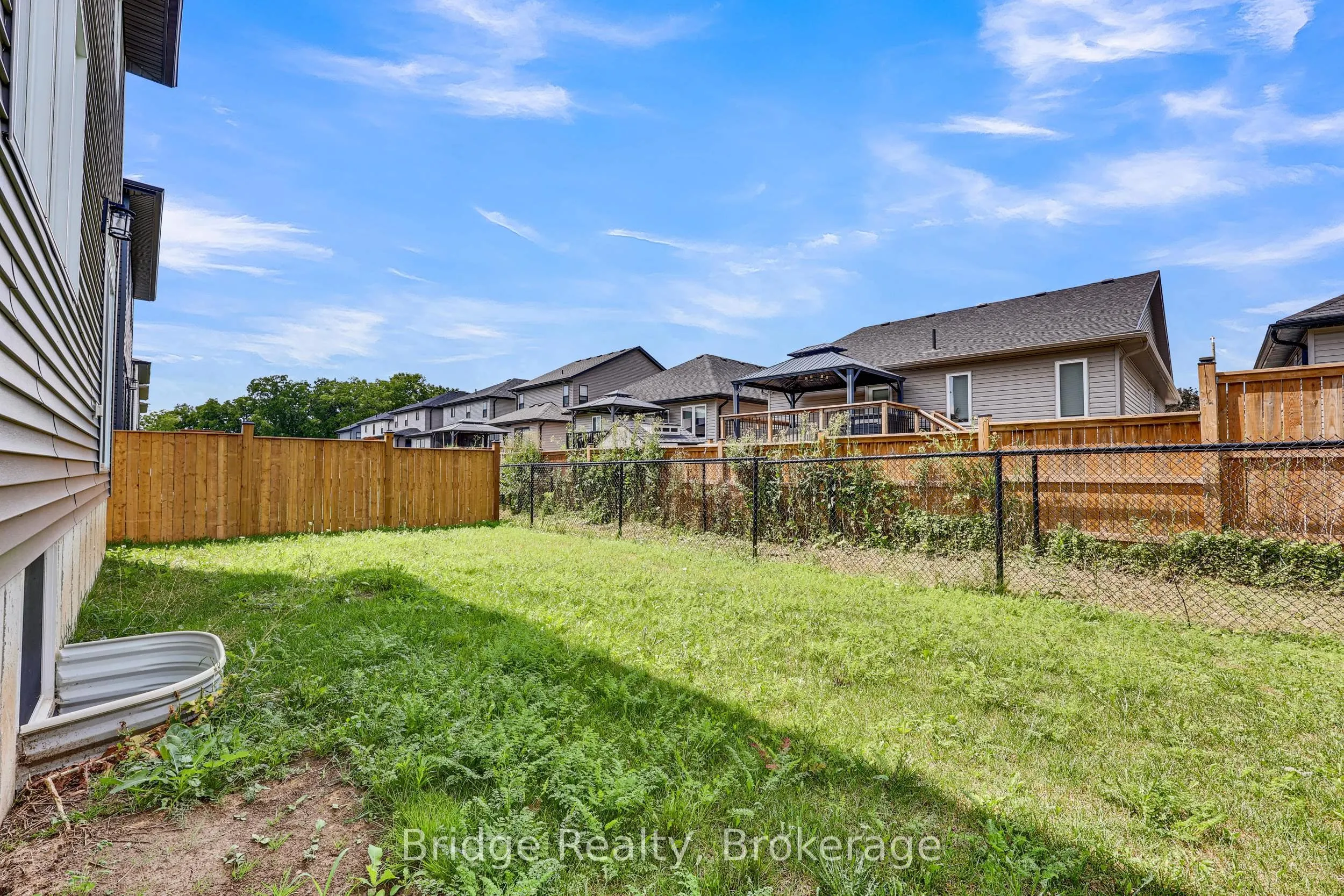 66 Cash Crescent