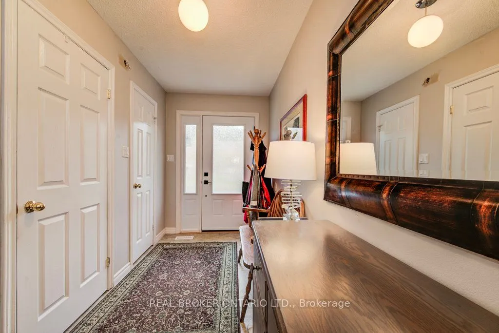 375 HOLIDAY INN Drive, #11