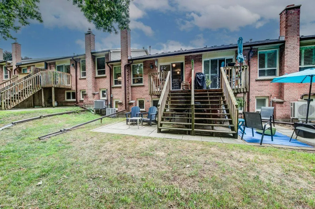 375 HOLIDAY INN Drive, #11