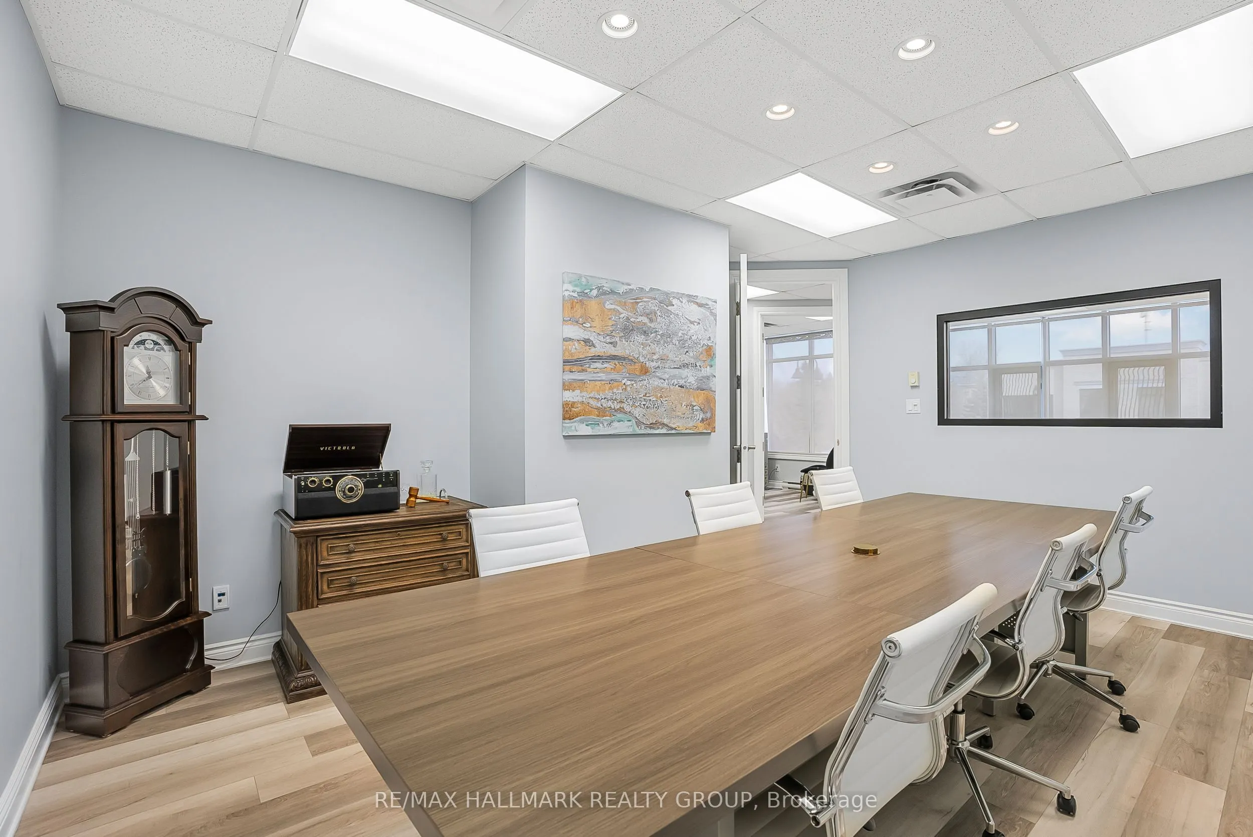 160 Terence Matthews Crescent, #F2