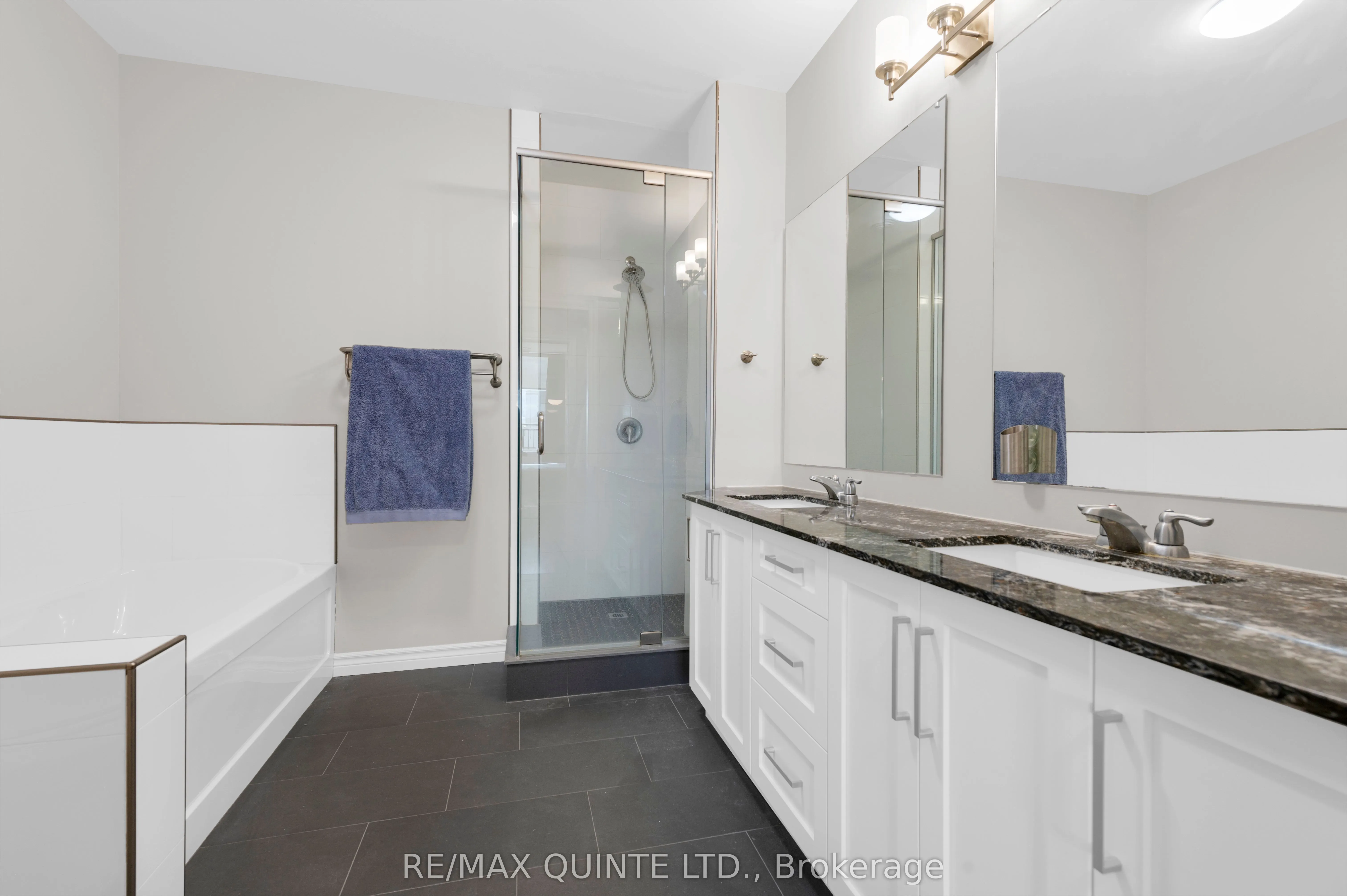 199 Front Street, #410