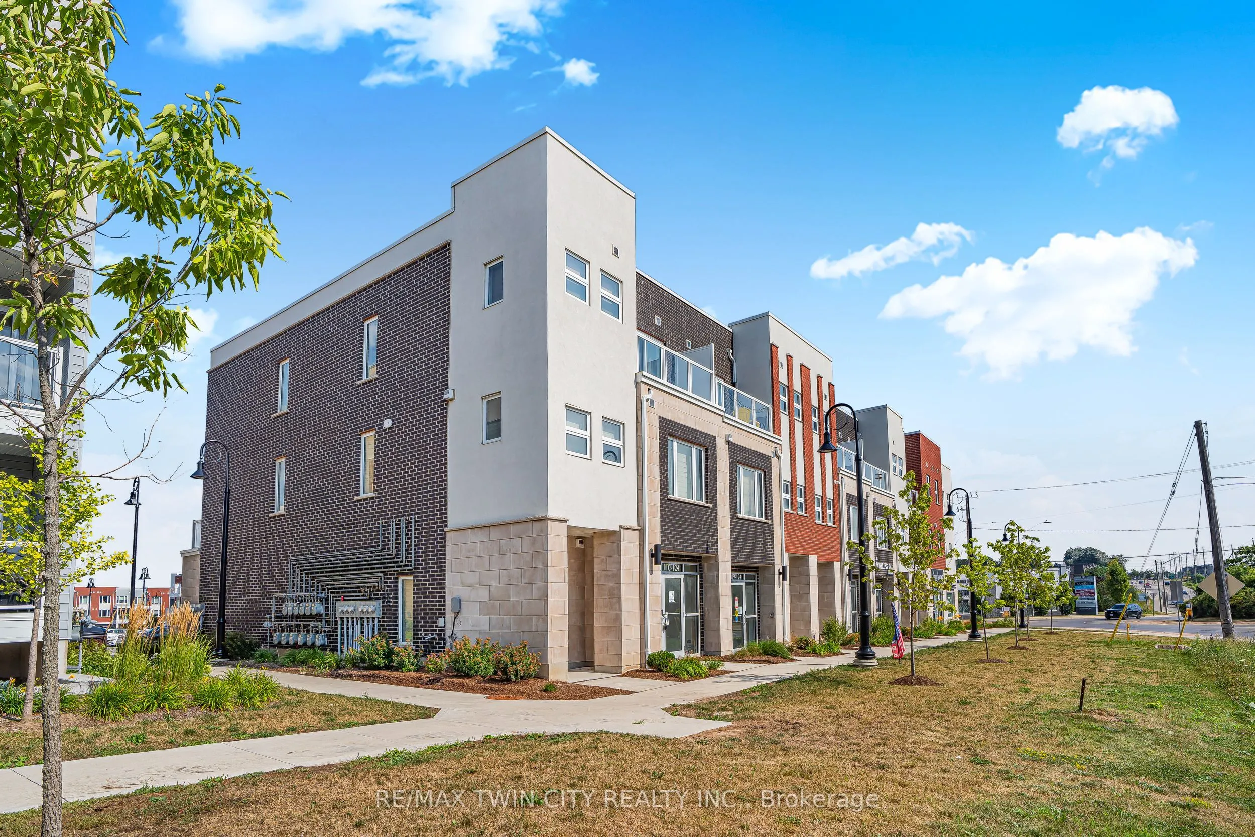 124 Seabrook Drive, #109