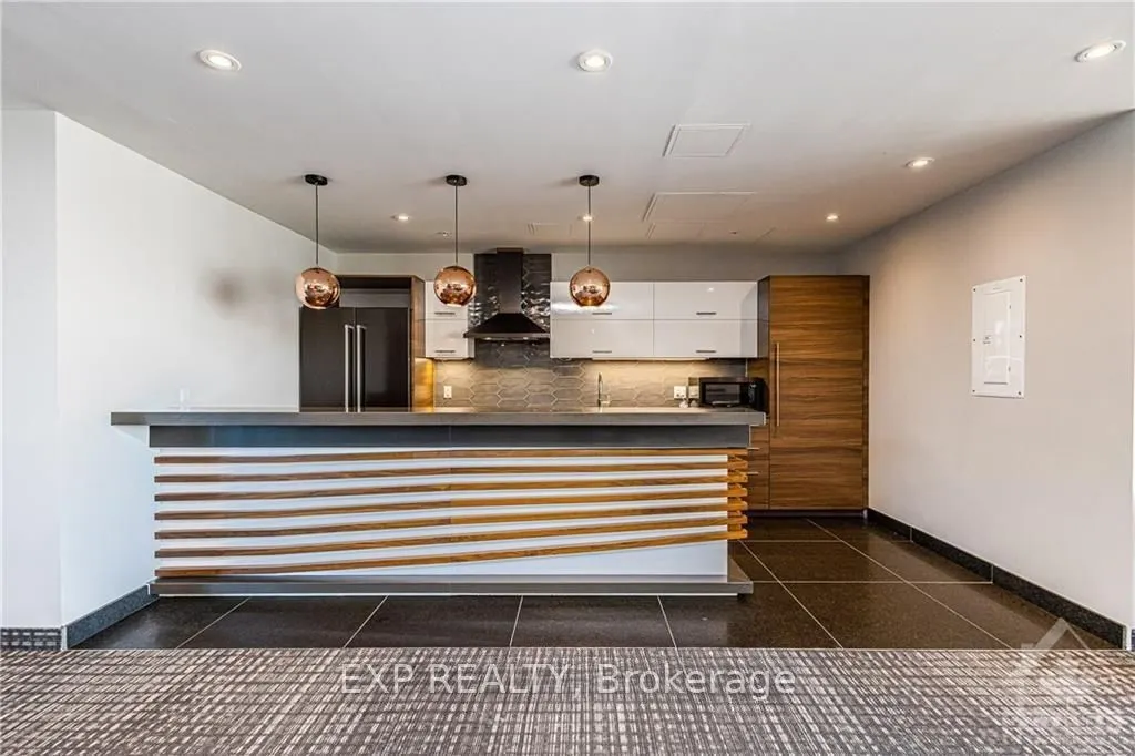 805 Carling Avenue, #1206