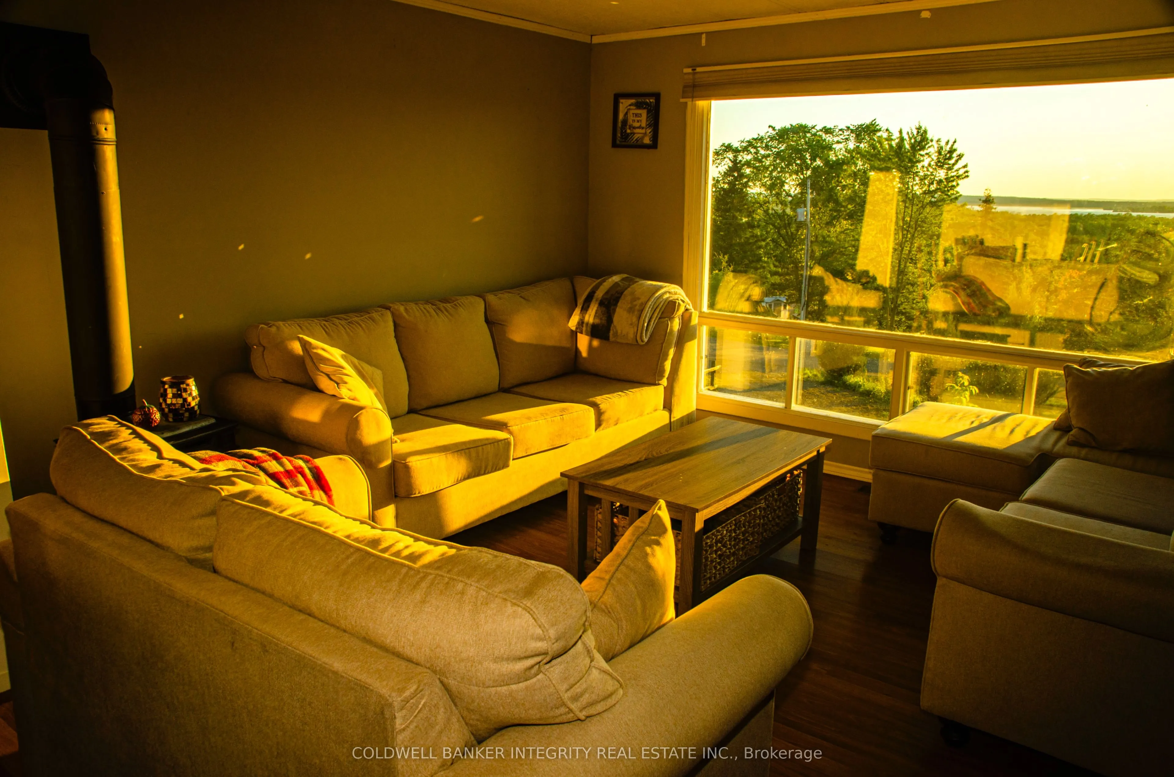 426 Sunset Crescent