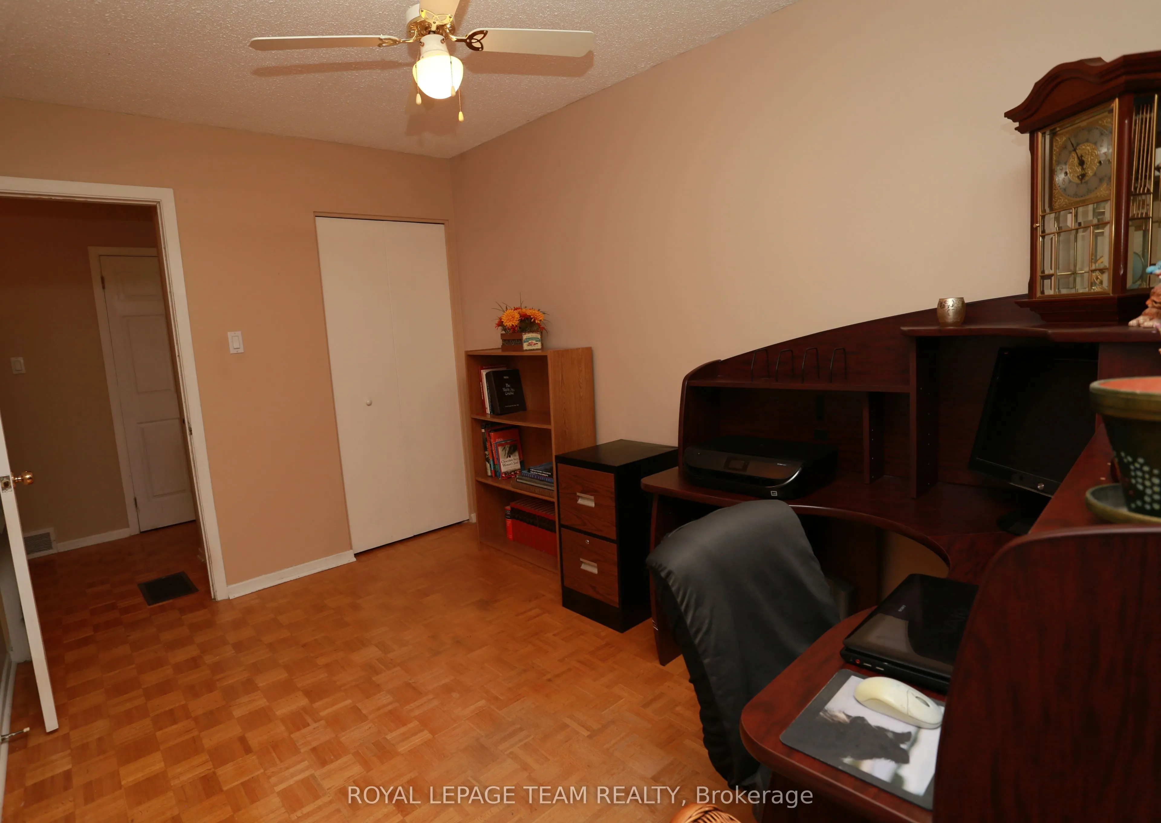 82 Maitland Street S