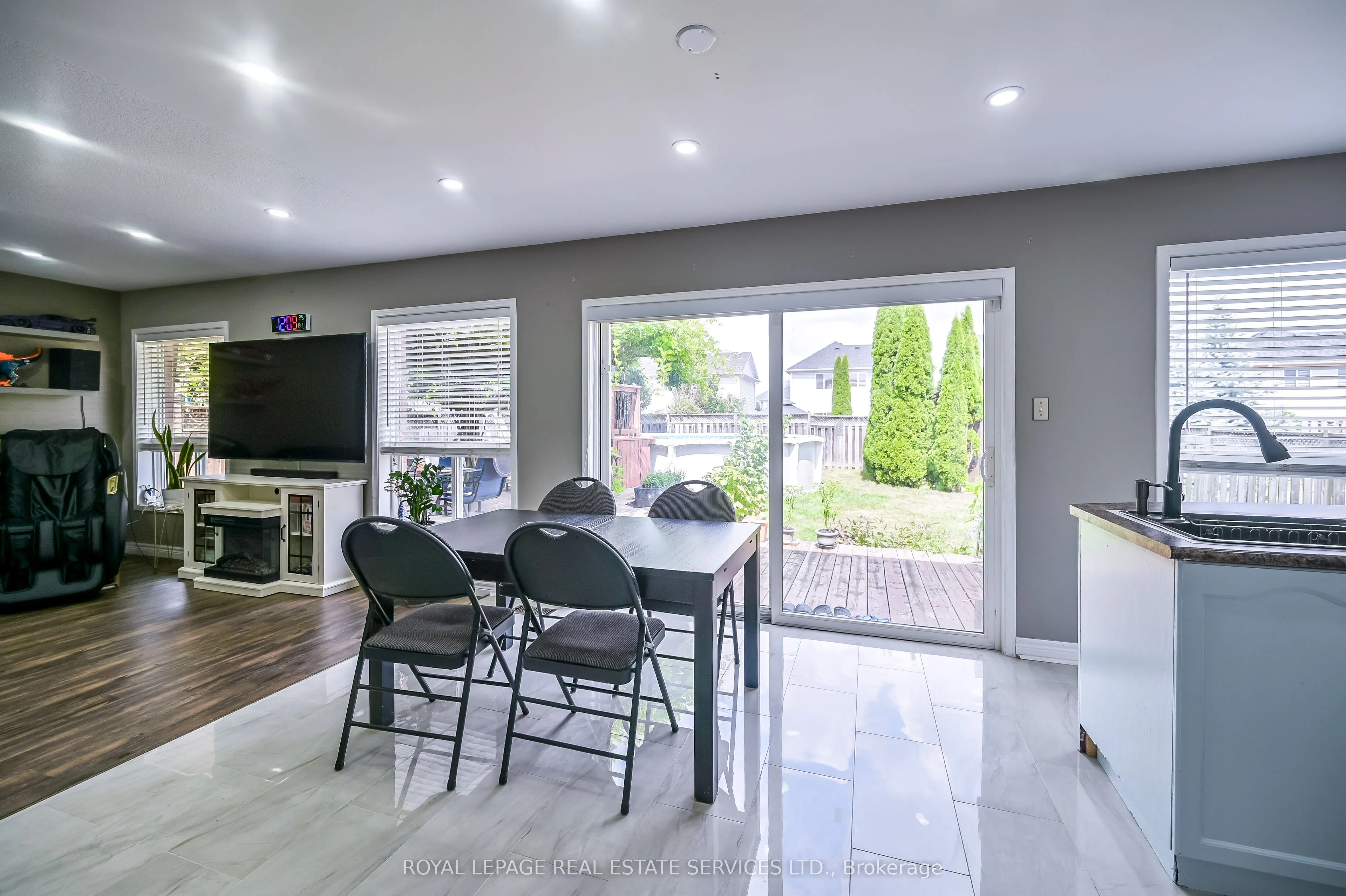118 Blackburn Drive