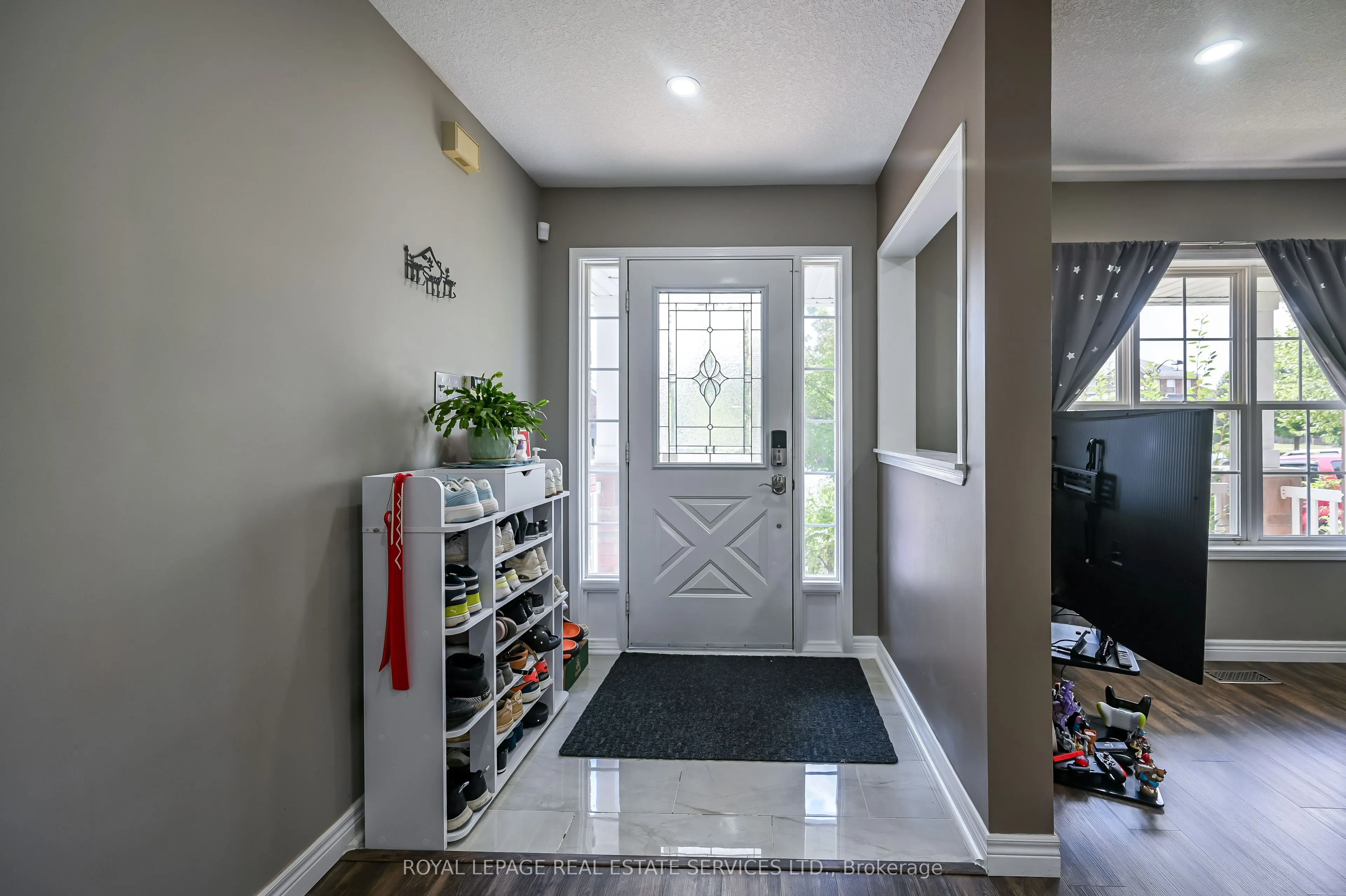 118 Blackburn Drive