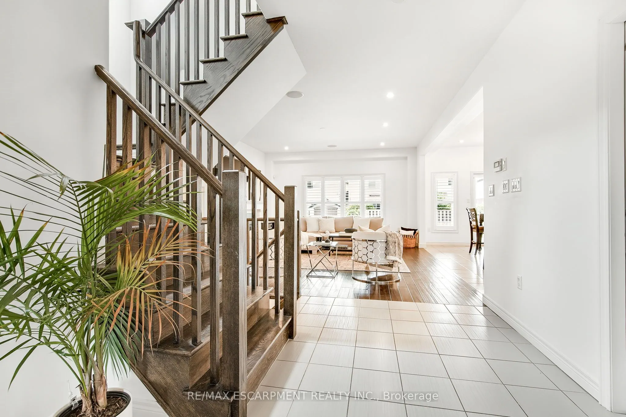 4884 Allan Court
