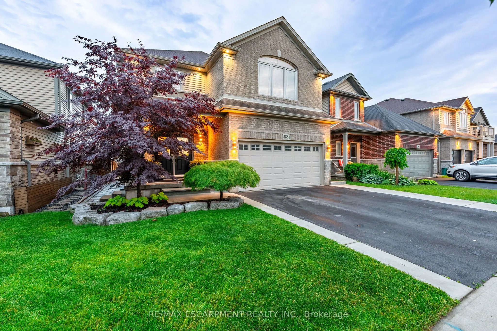 4884 Allan Court