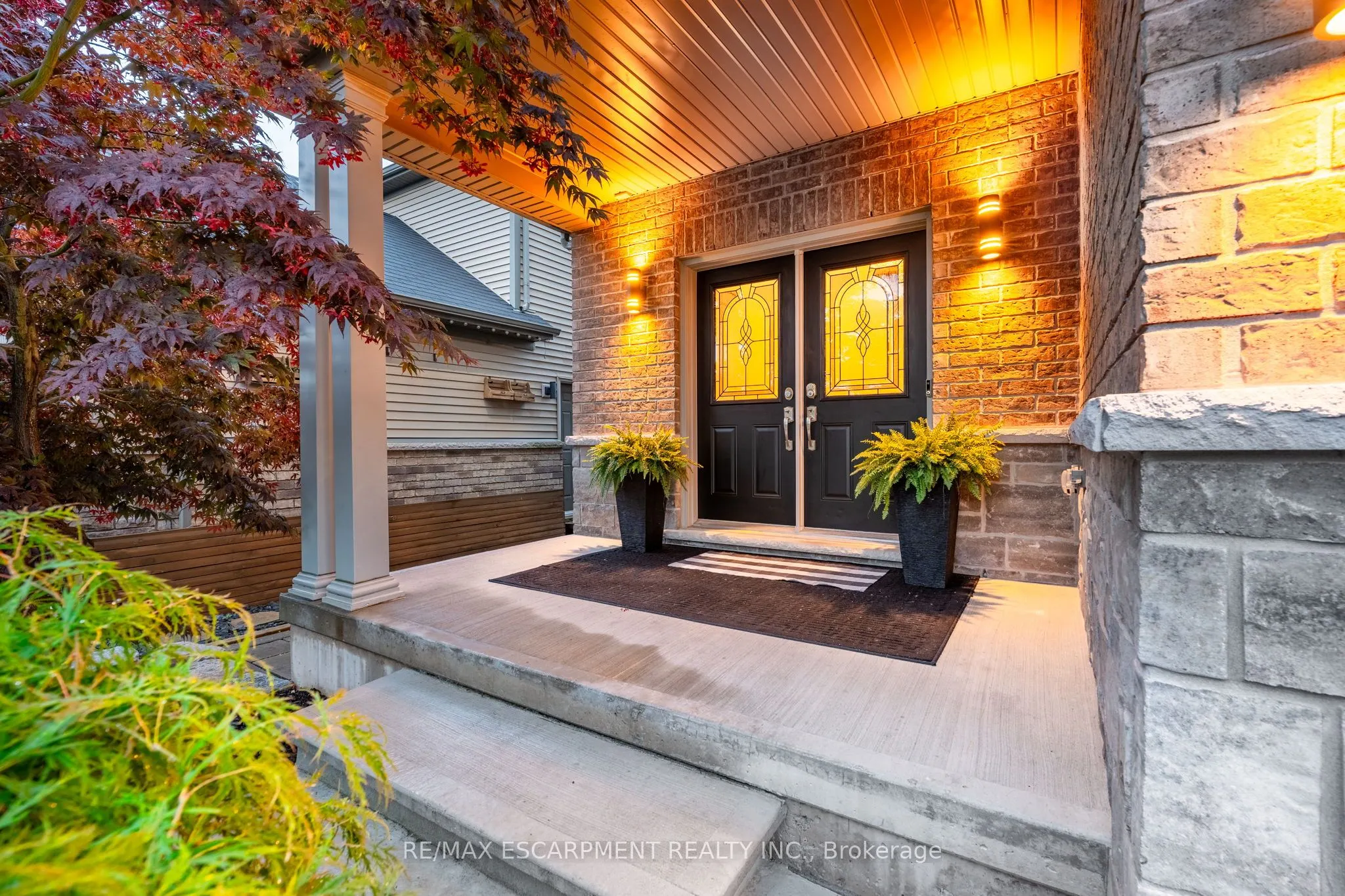 4884 Allan Court
