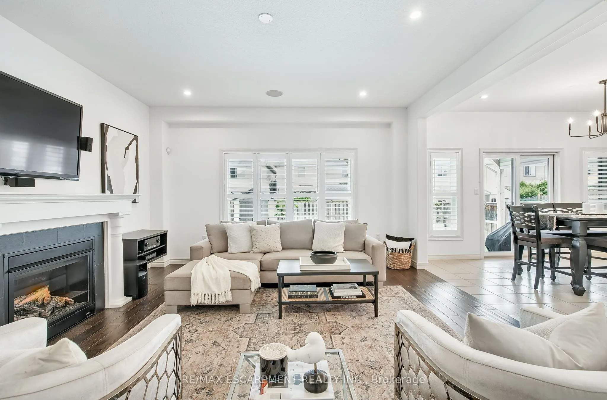4884 Allan Court