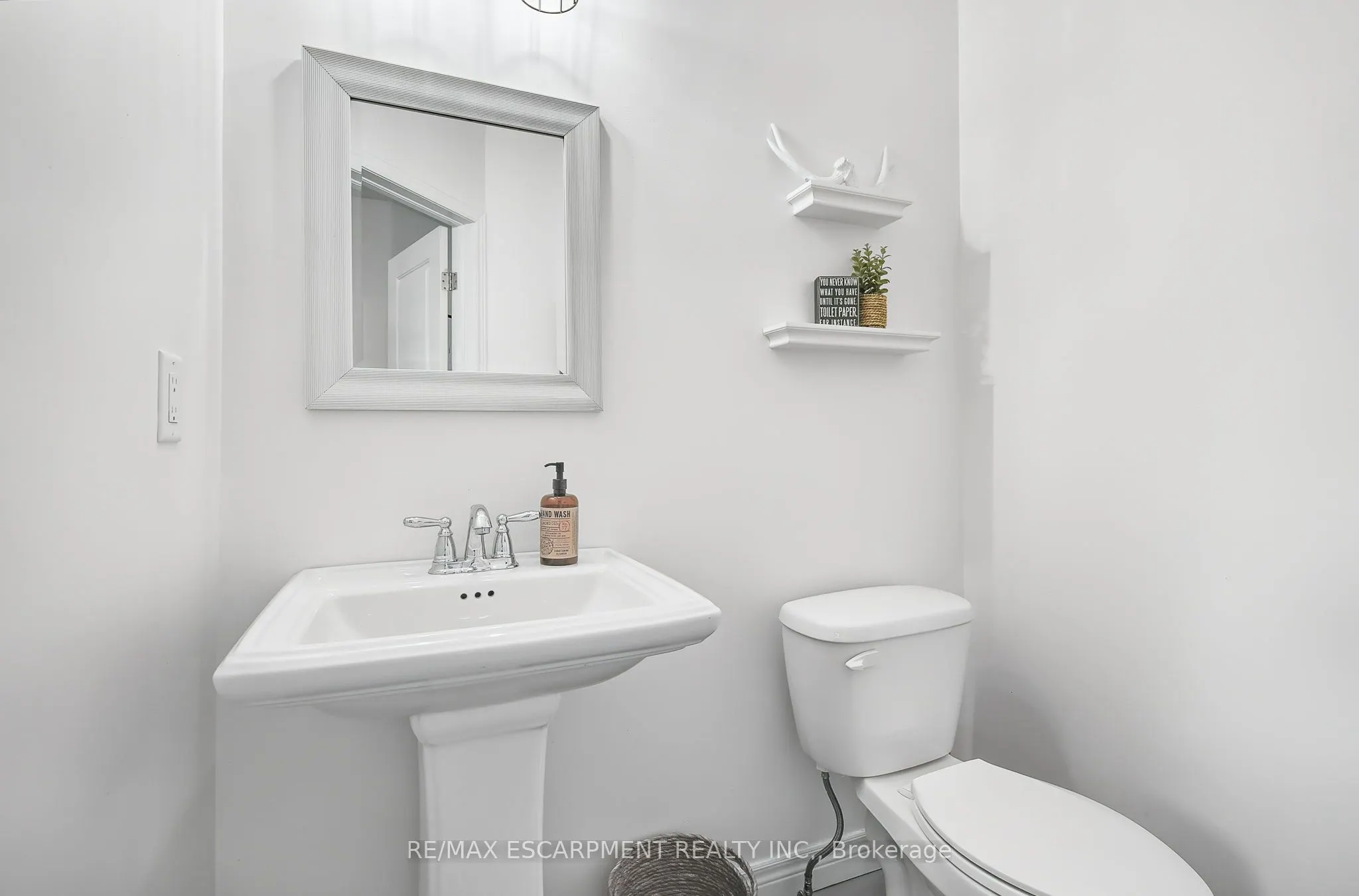 4884 Allan Court