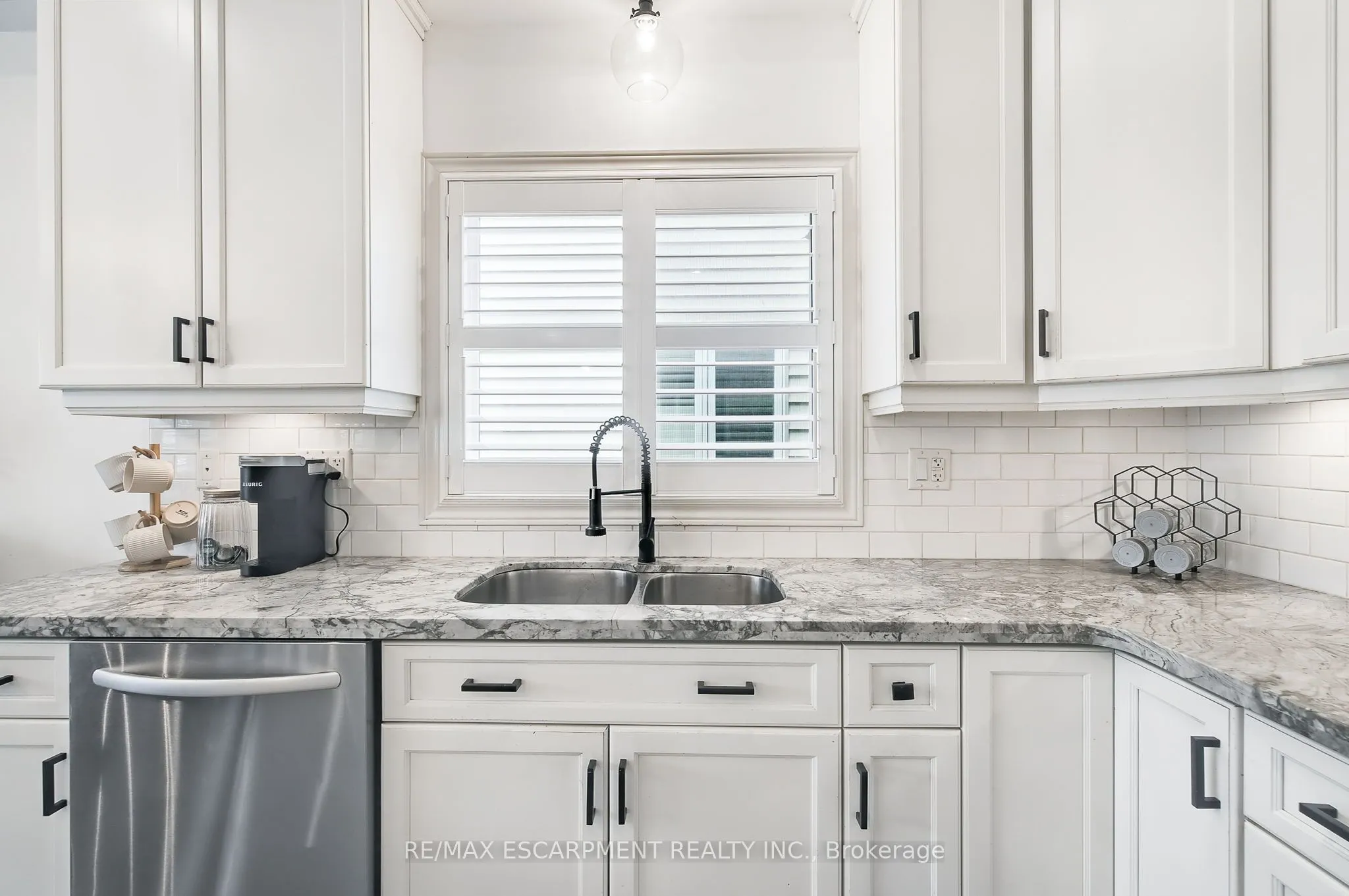 4884 Allan Court