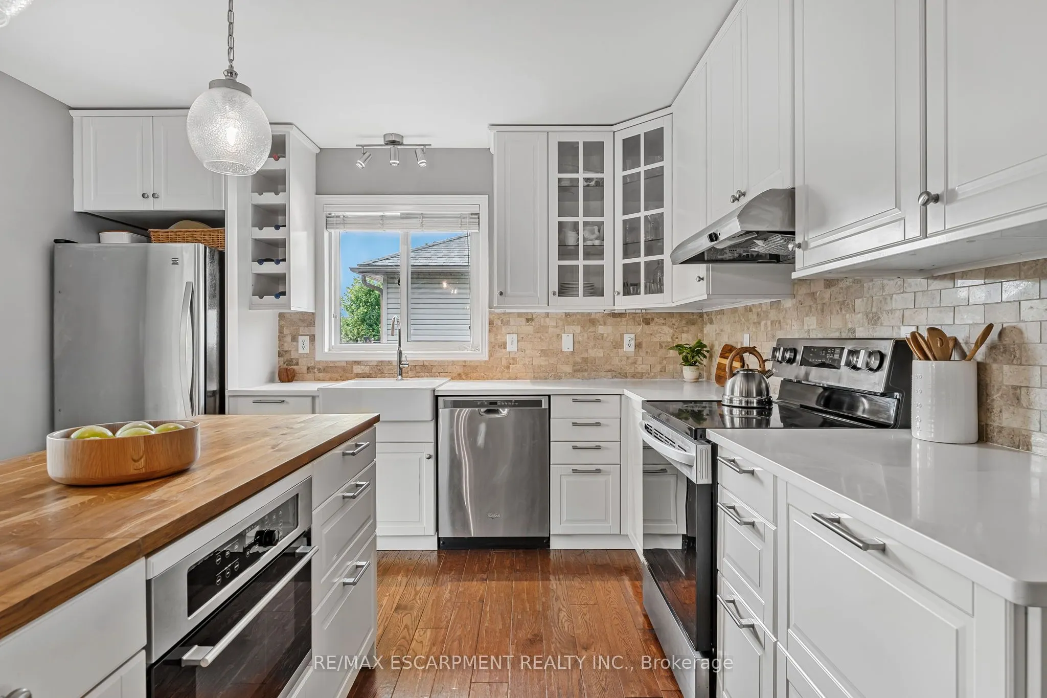 2461 SHURIE Road