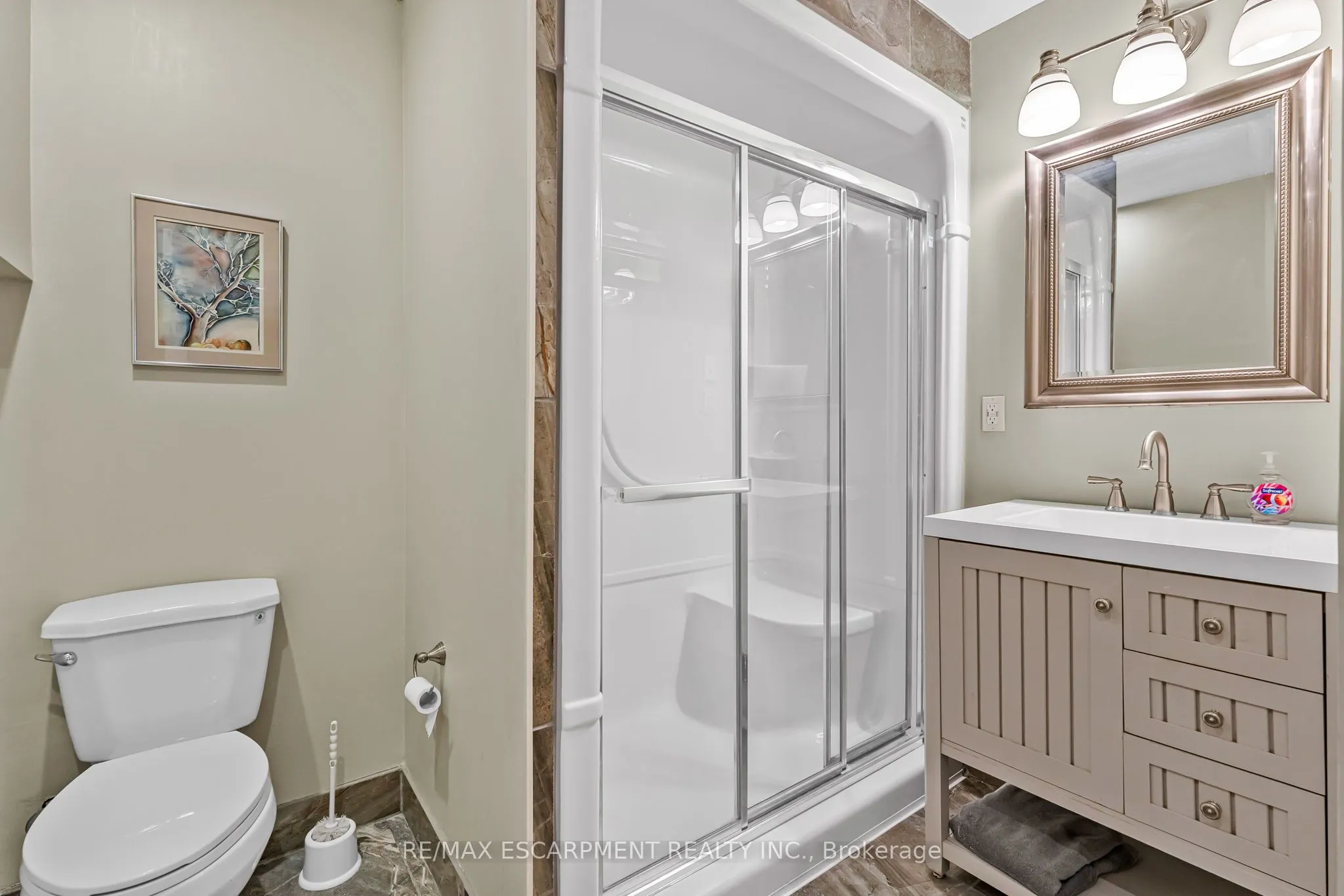 2461 SHURIE Road