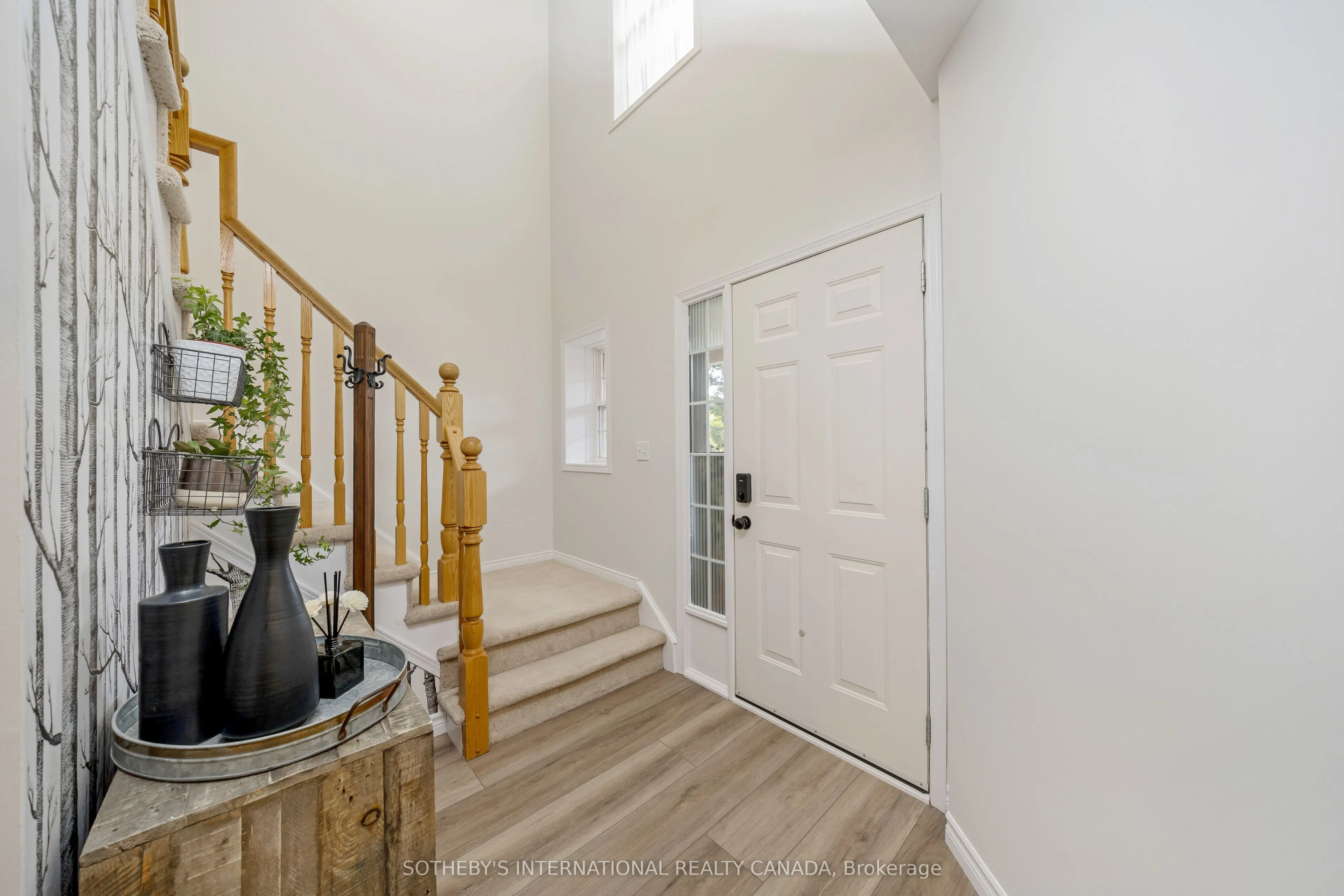 61 Darling Crescent