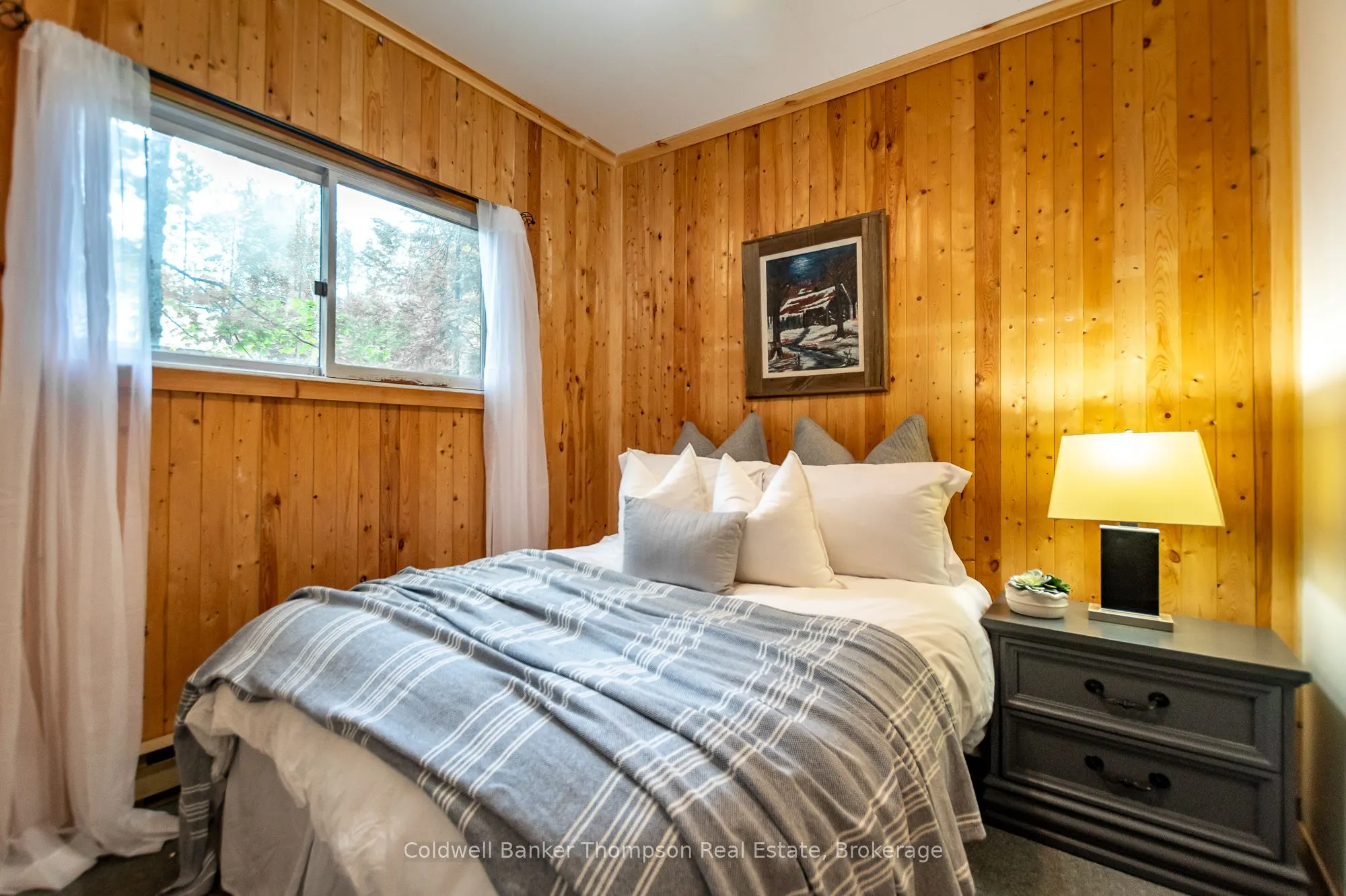 132 Muskoka River Road N