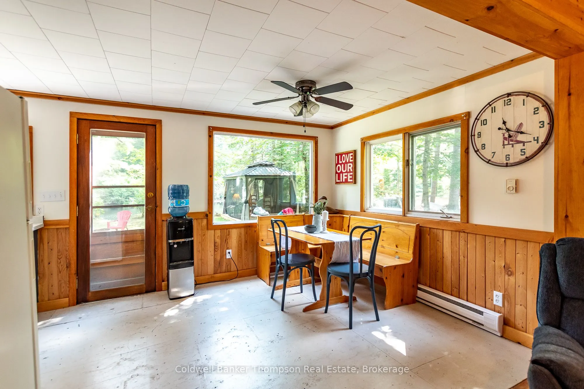 132 Muskoka River Road N