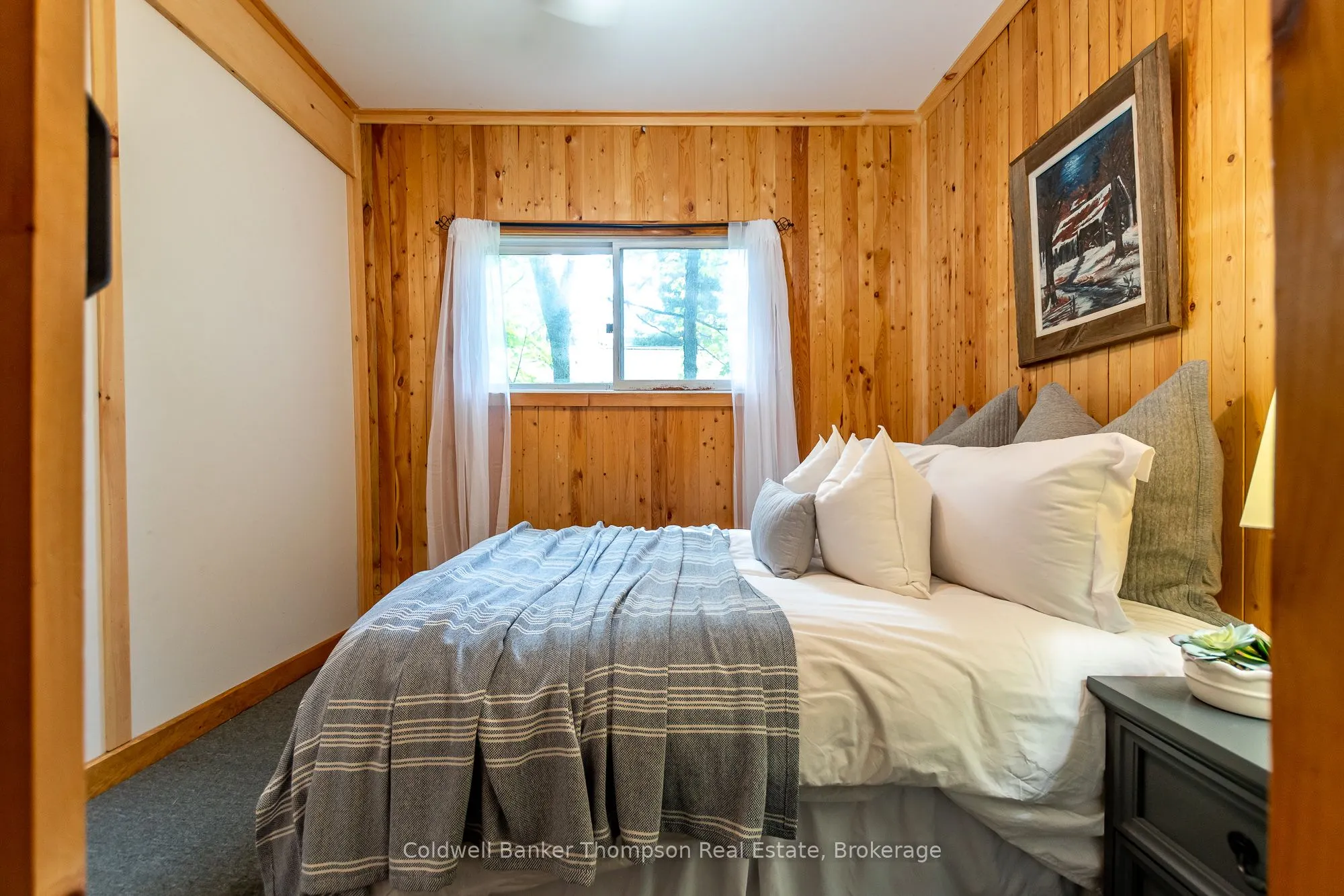 132 Muskoka River Road N
