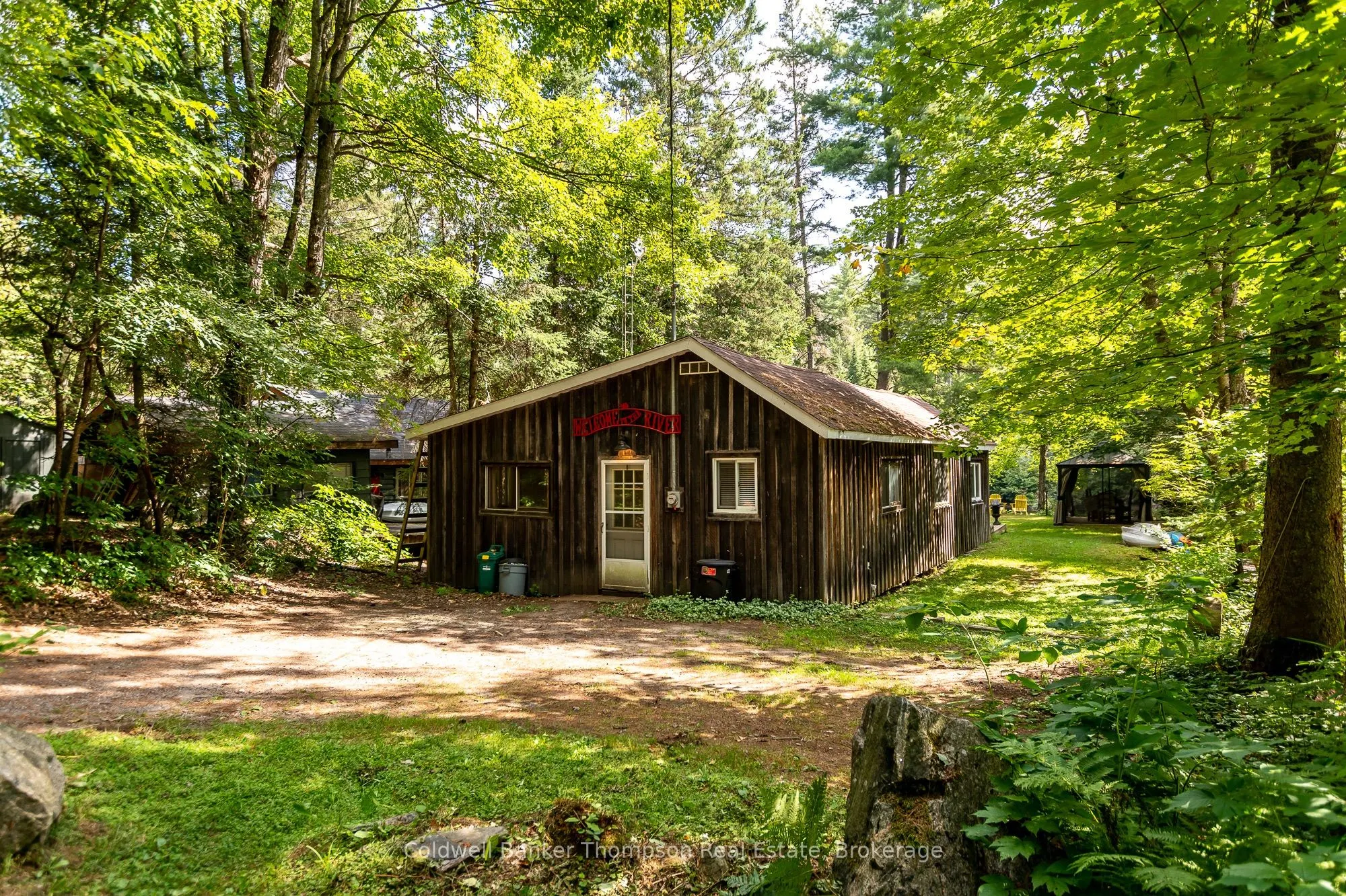 132 Muskoka River Road N