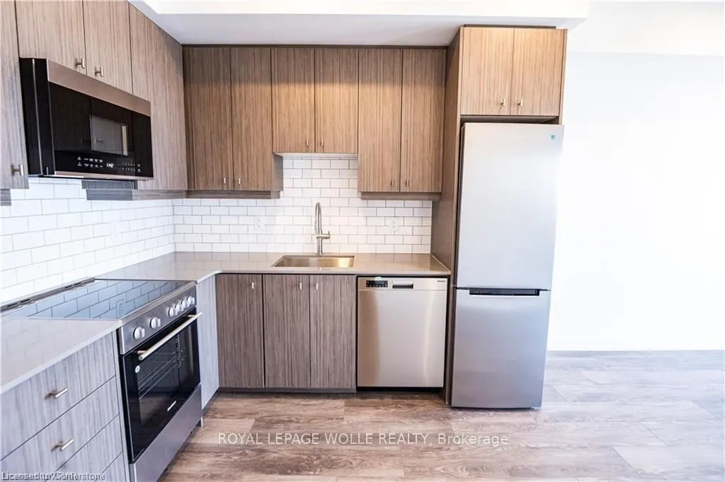 15 WELLINGTON Street S, #2510