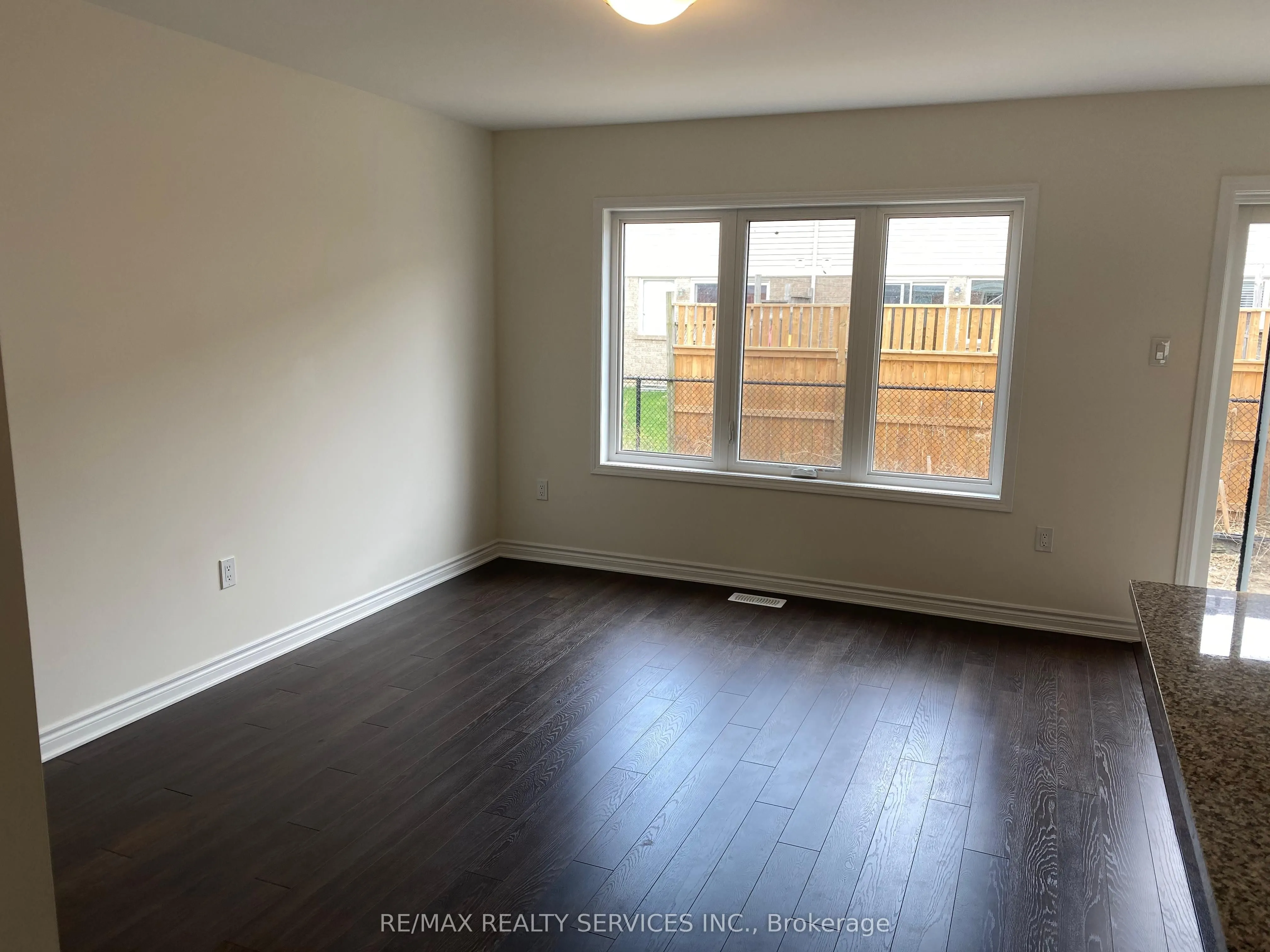 455 Guelph Avenue, #18