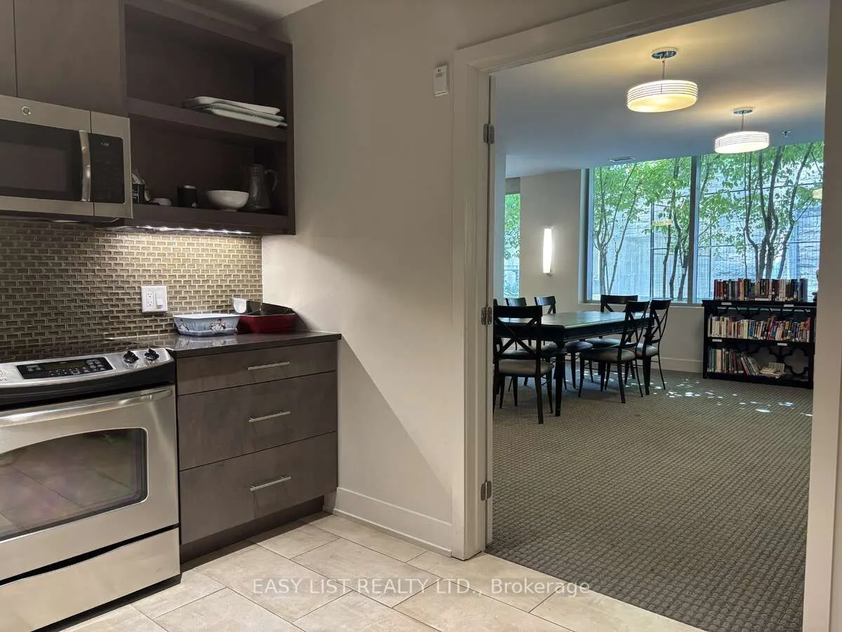 108 Richmond Road, #701