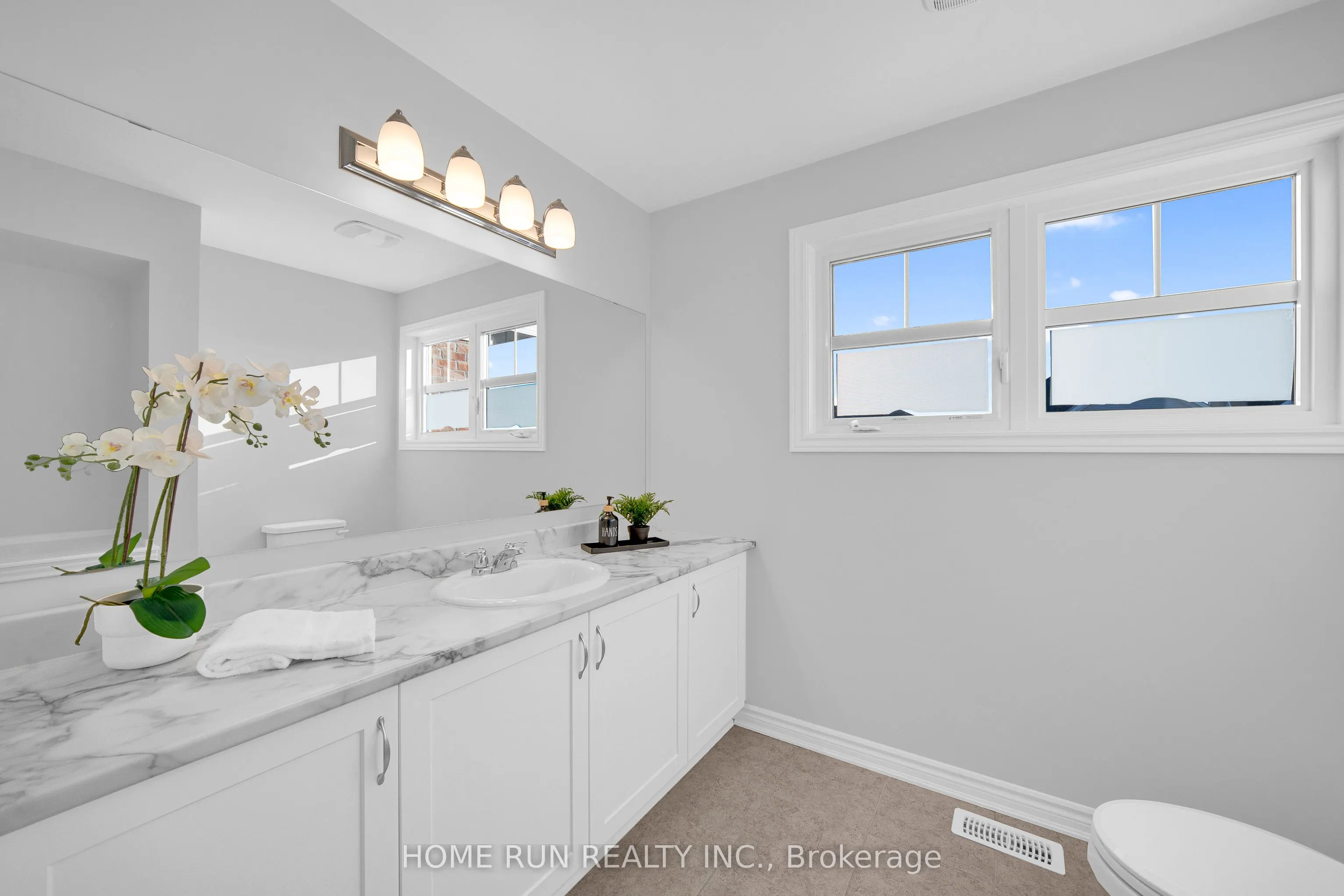127 Unity Place