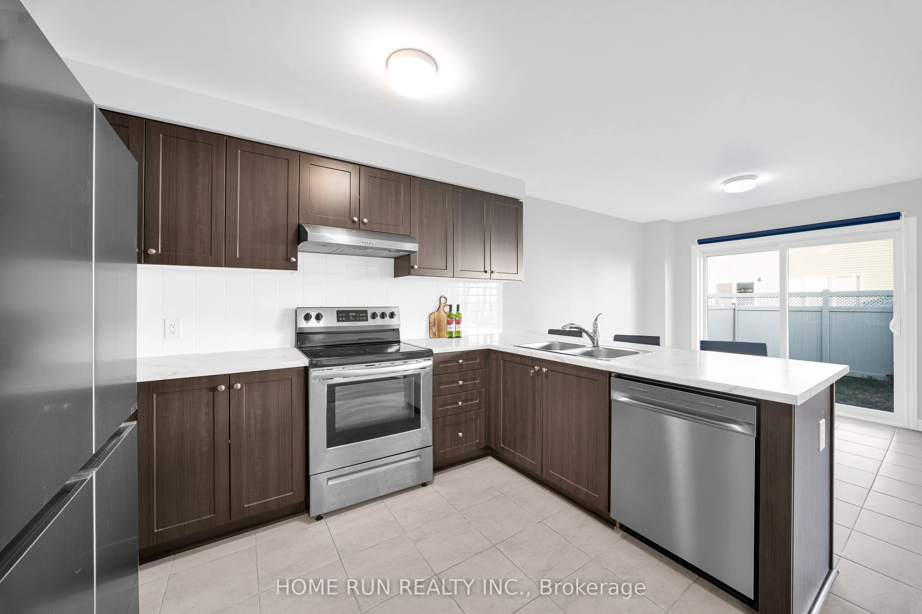 127 Unity Place