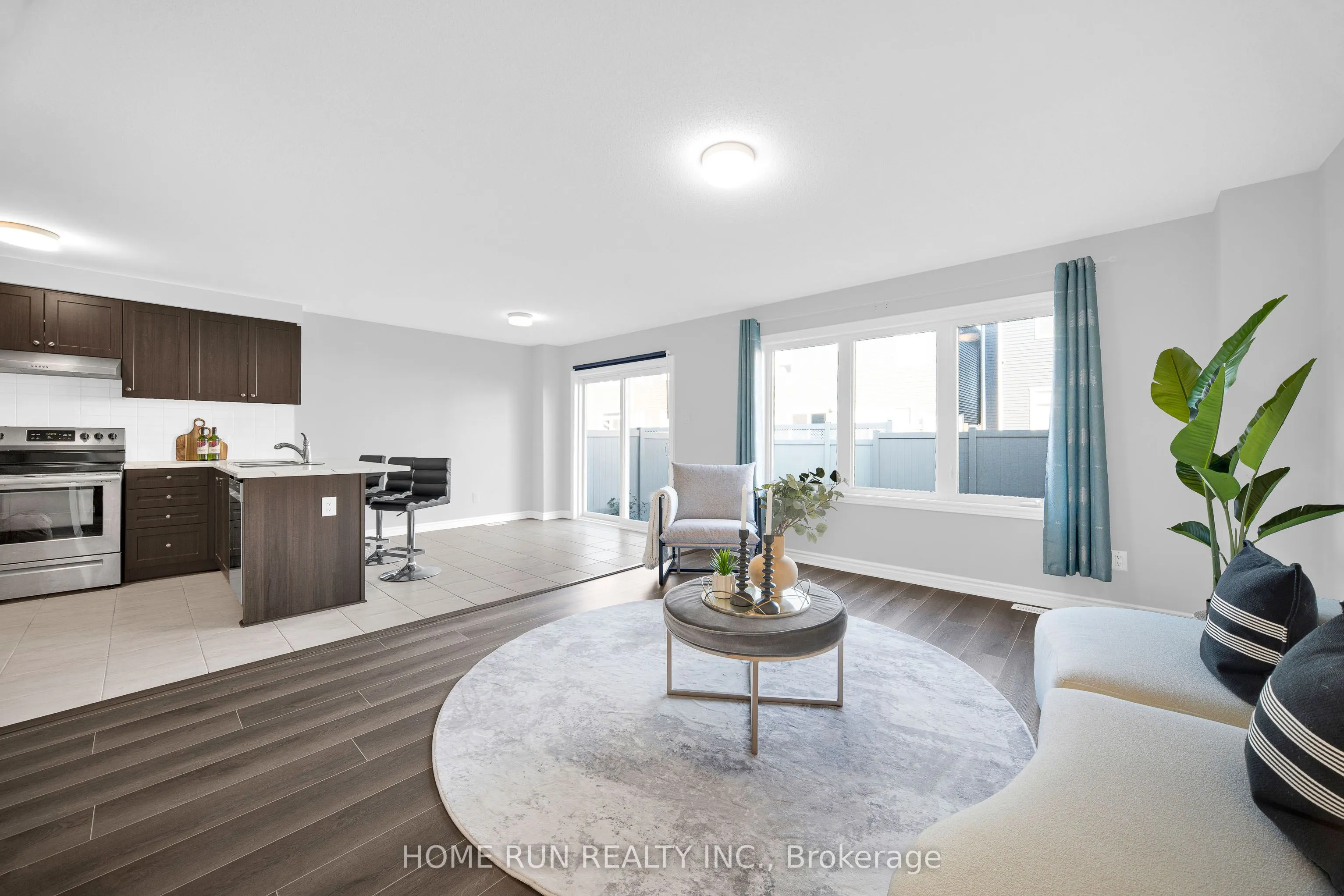 127 Unity Place