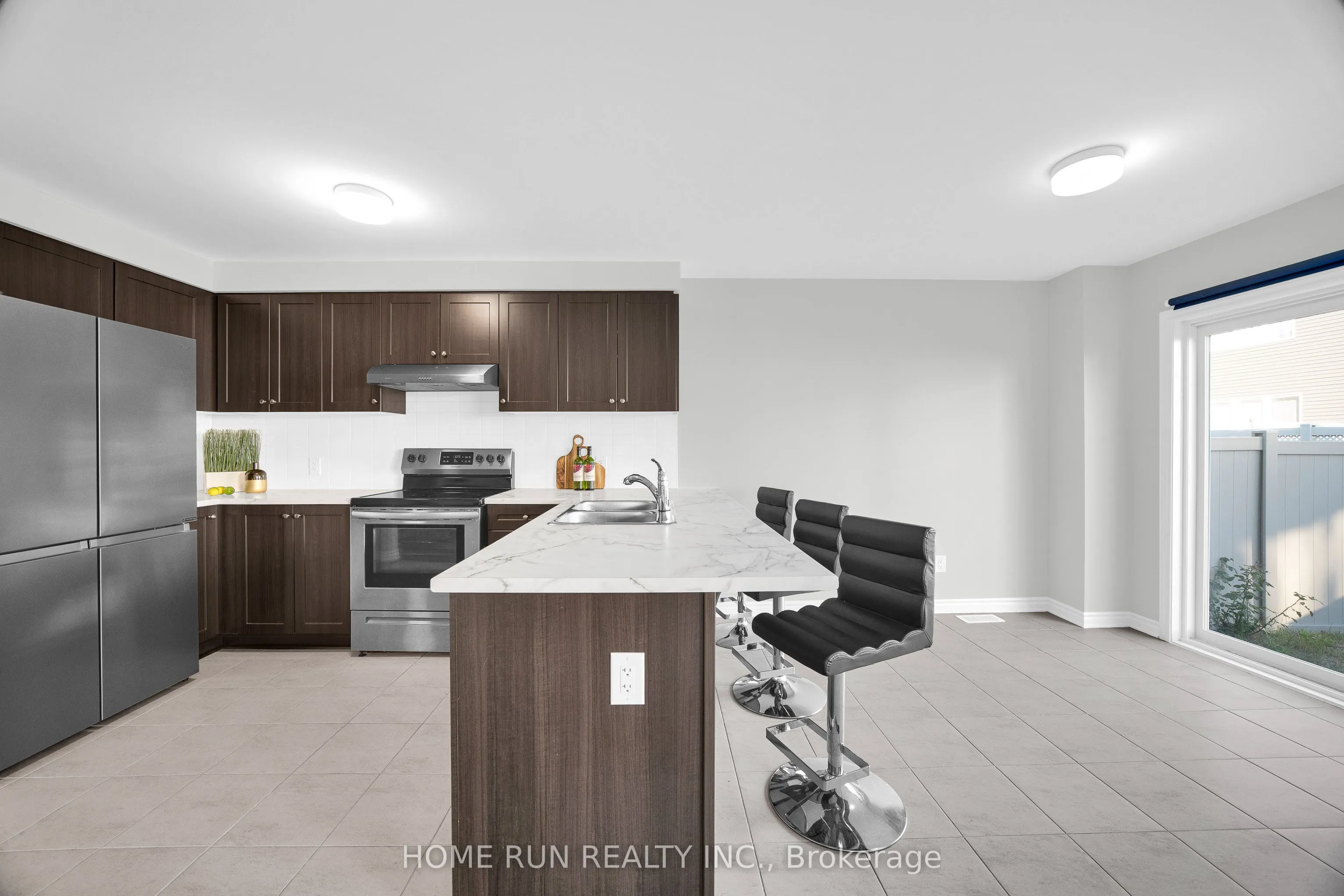 127 Unity Place