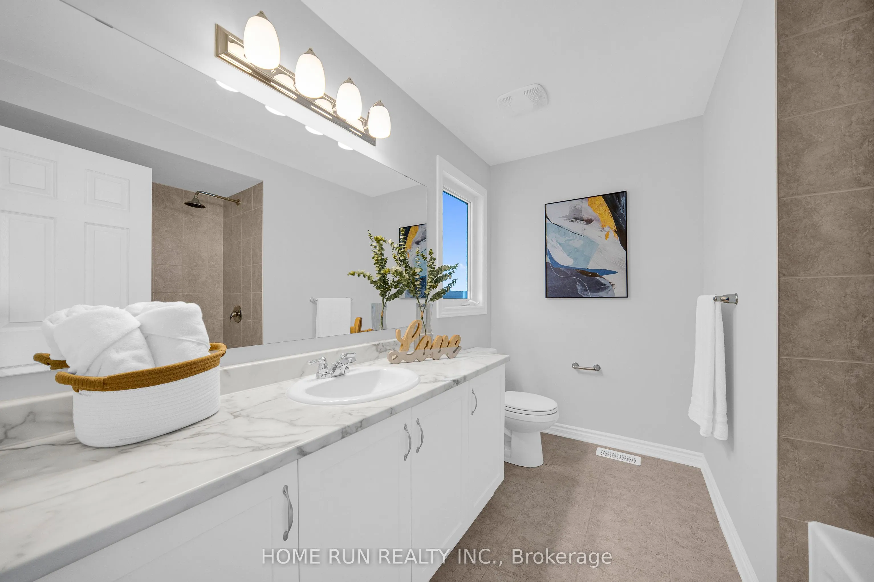 127 Unity Place
